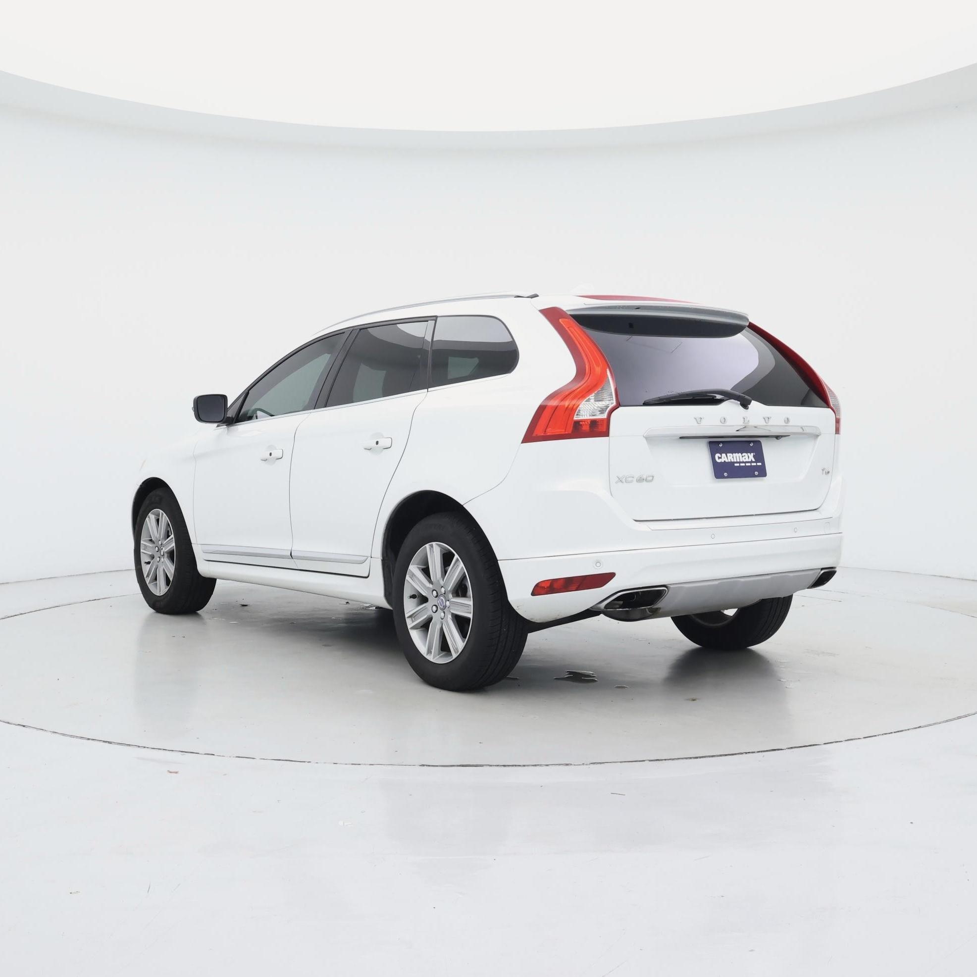 Thumbnail: 2016 Volvo XC60 - 2