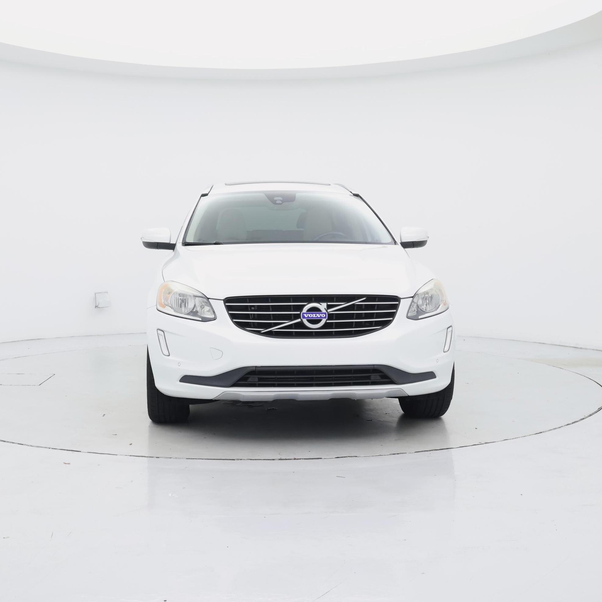 Thumbnail: 2016 Volvo XC60 - 5