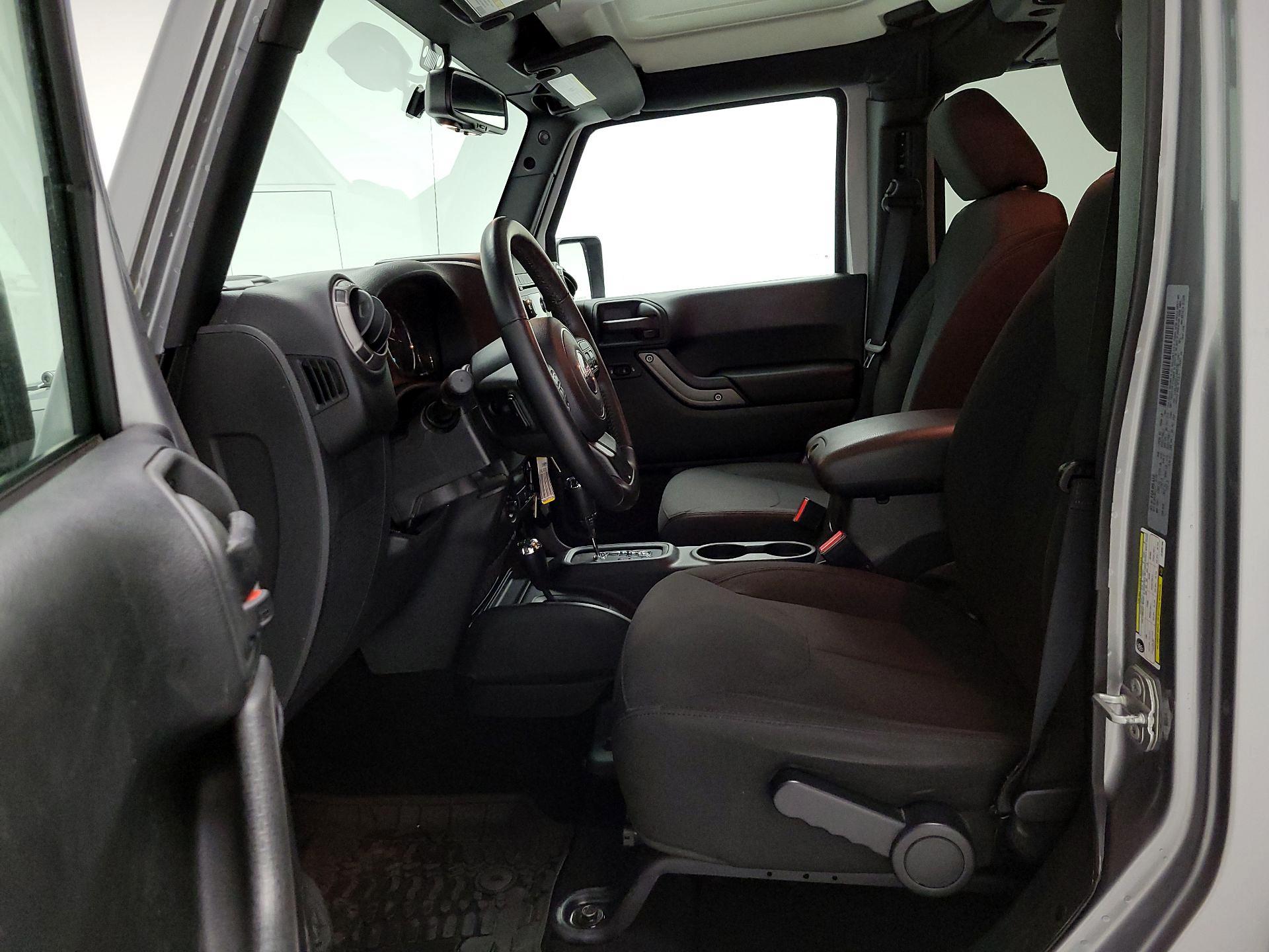 Thumbnail: 2018 Jeep Wrangler - 11