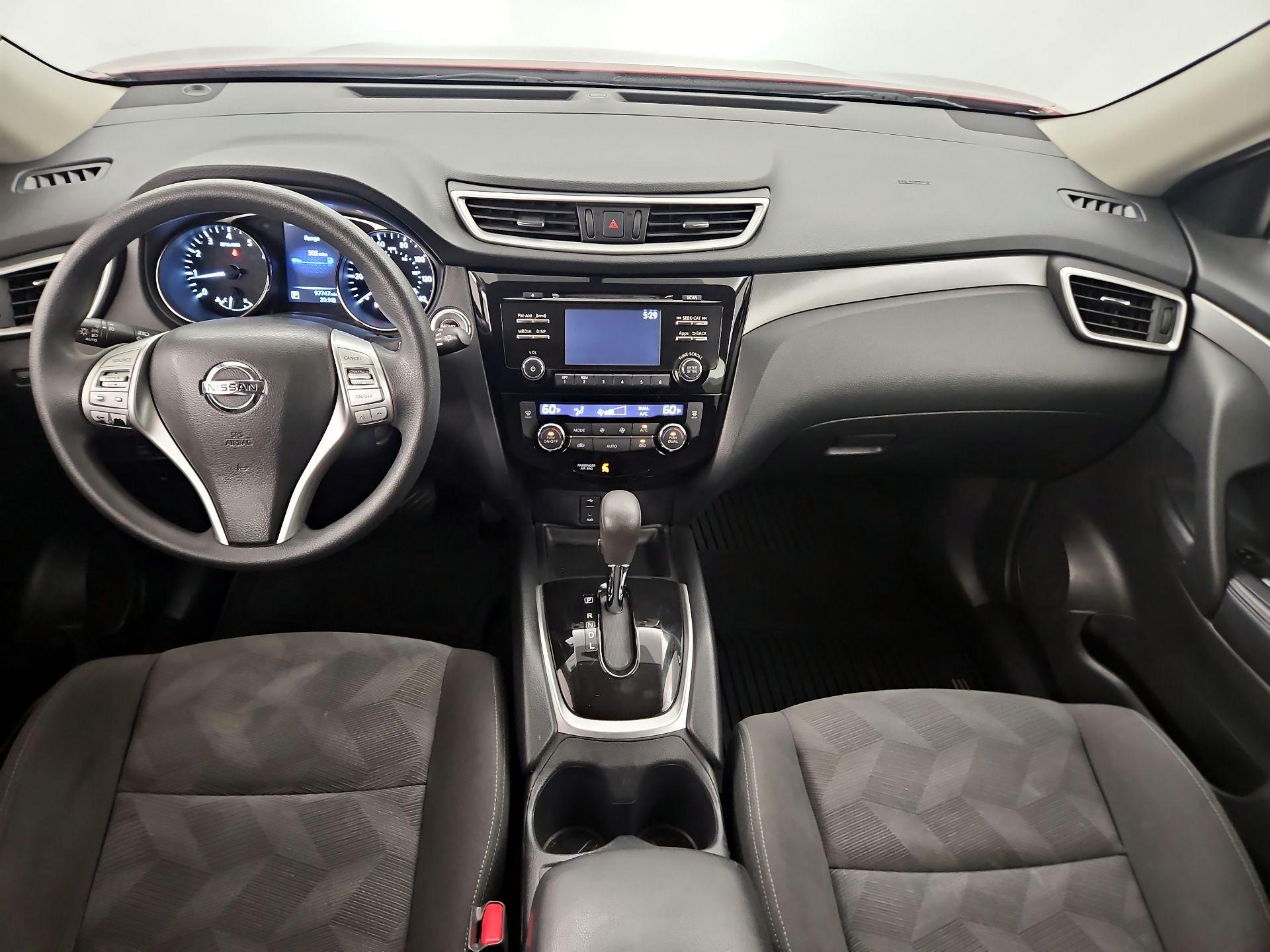 Thumbnail: 2016 Nissan Rogue - 8