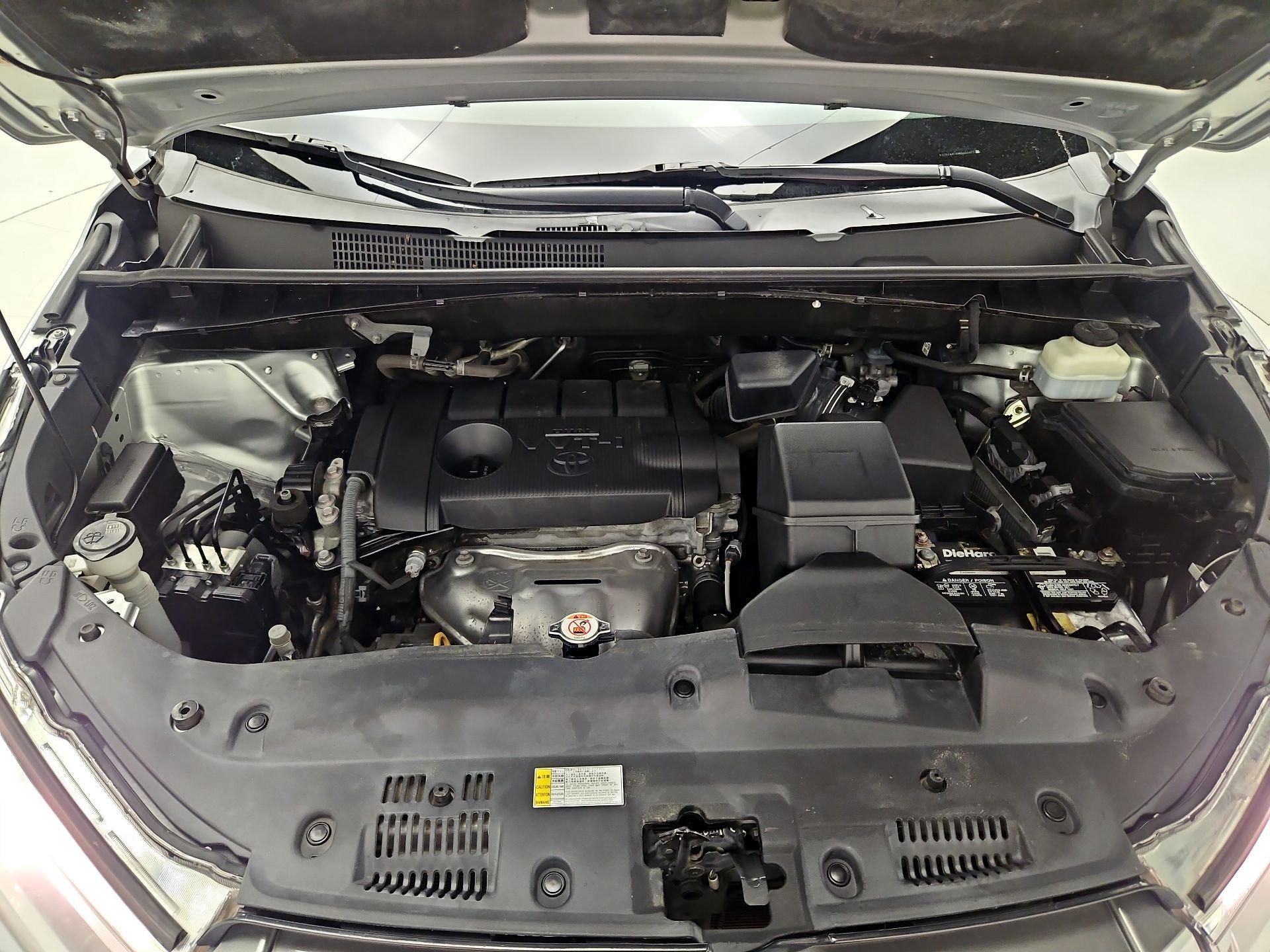 Thumbnail: 2019 Toyota Highlander - 19