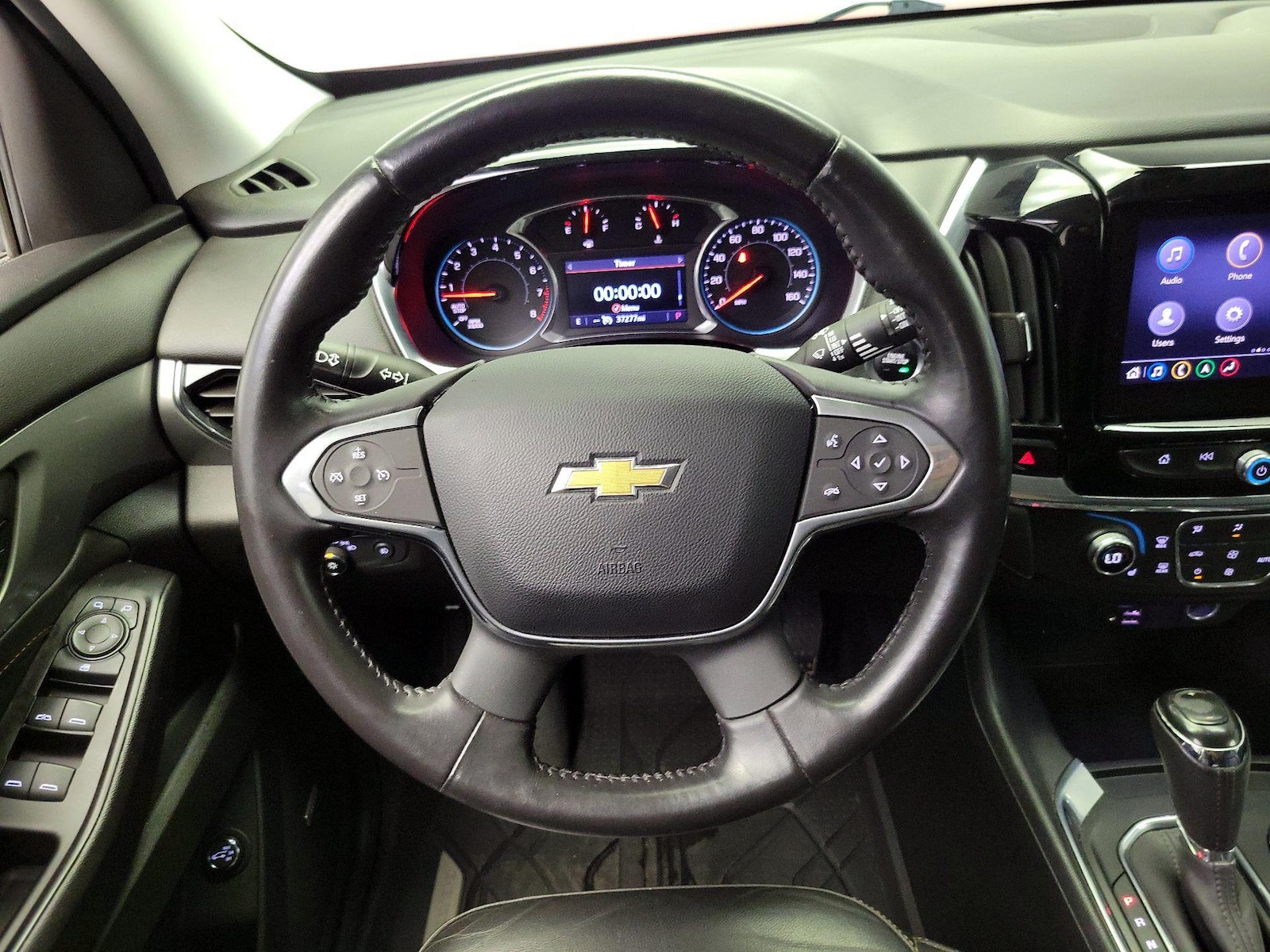 2020 Chevrolet Traverse 3LT - Photo 11