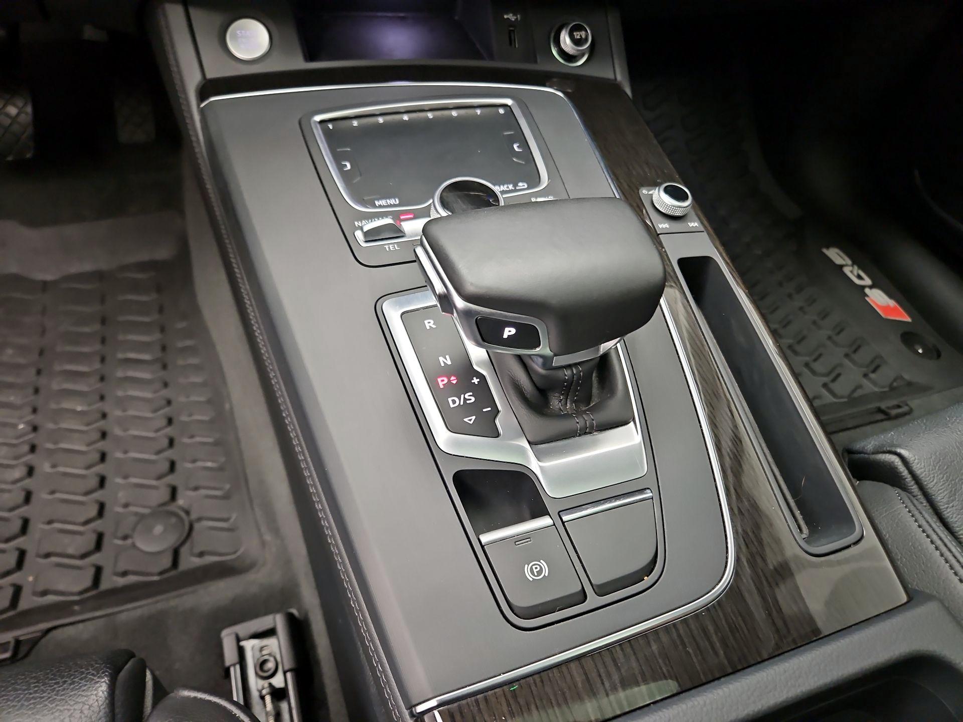 Thumbnail: 2019 Audi Q5 - 18