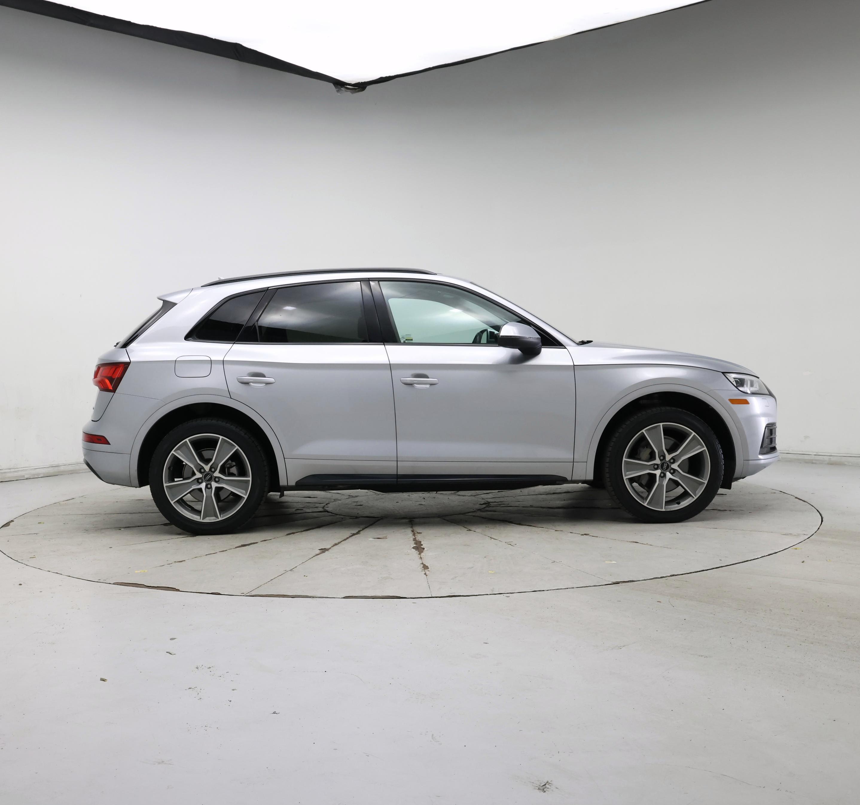 Thumbnail: 2019 Audi Q5 - 7
