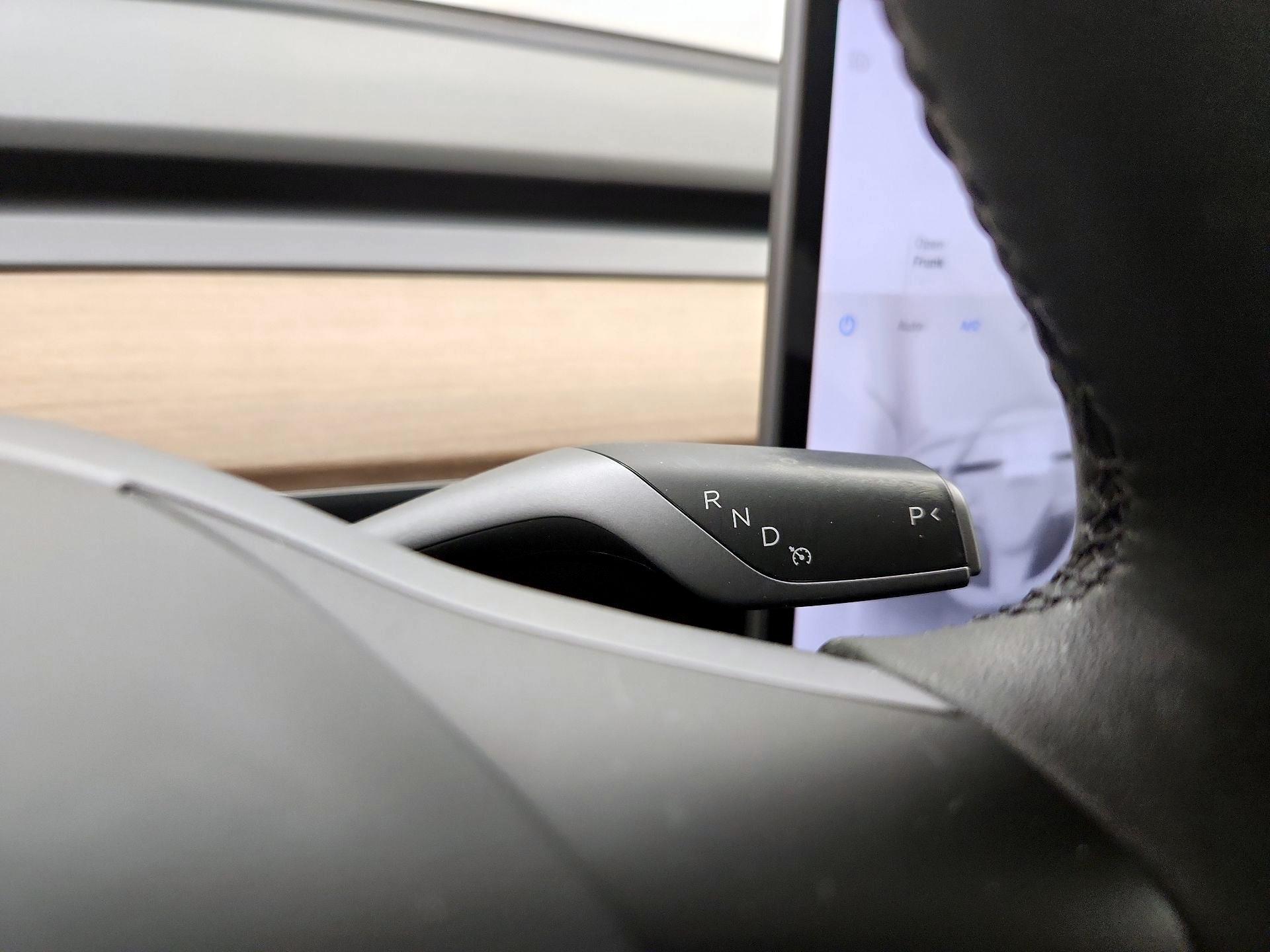 Thumbnail: 2023 Tesla Model 3 - 17