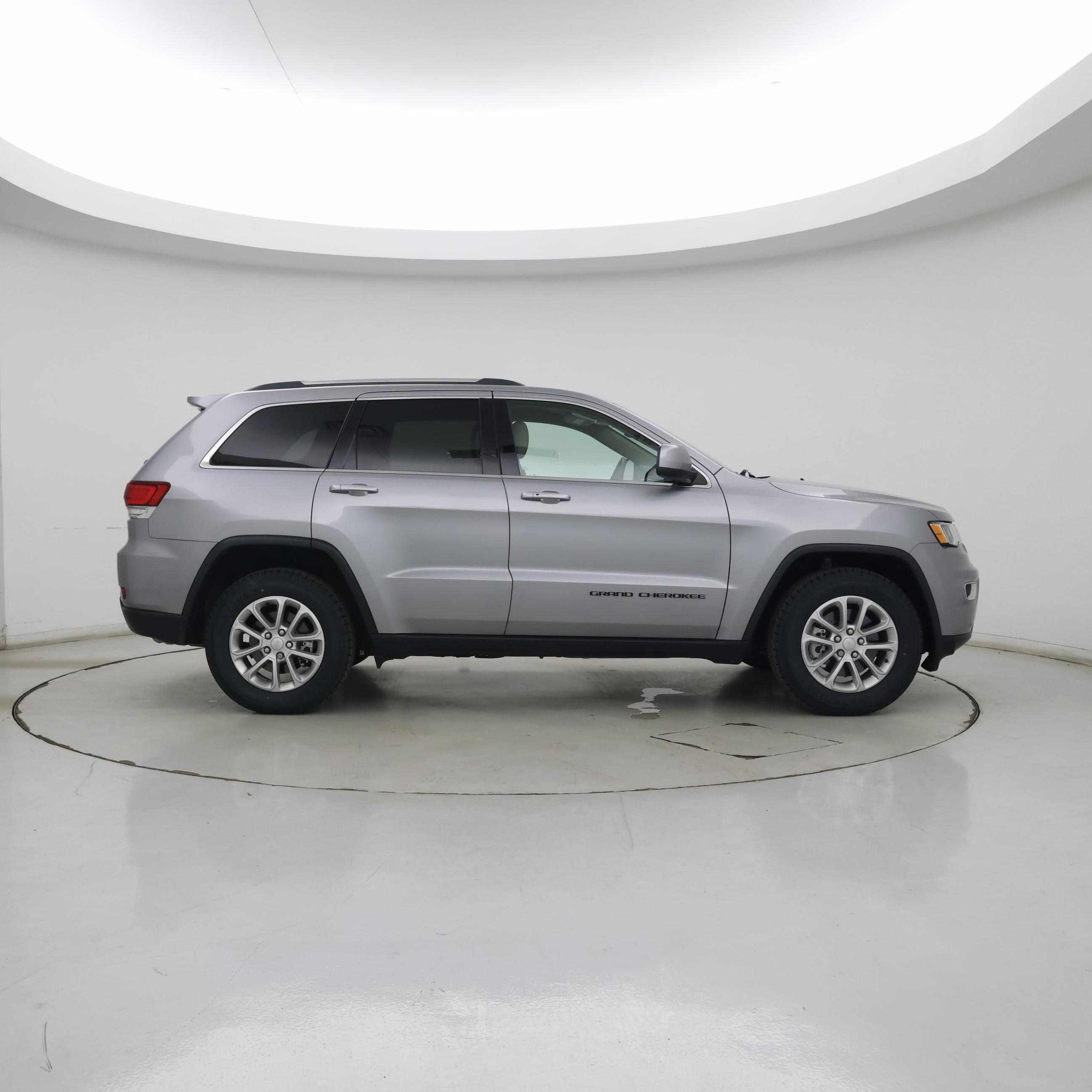 Thumbnail: 2021 Jeep Grand Cherokee - 7