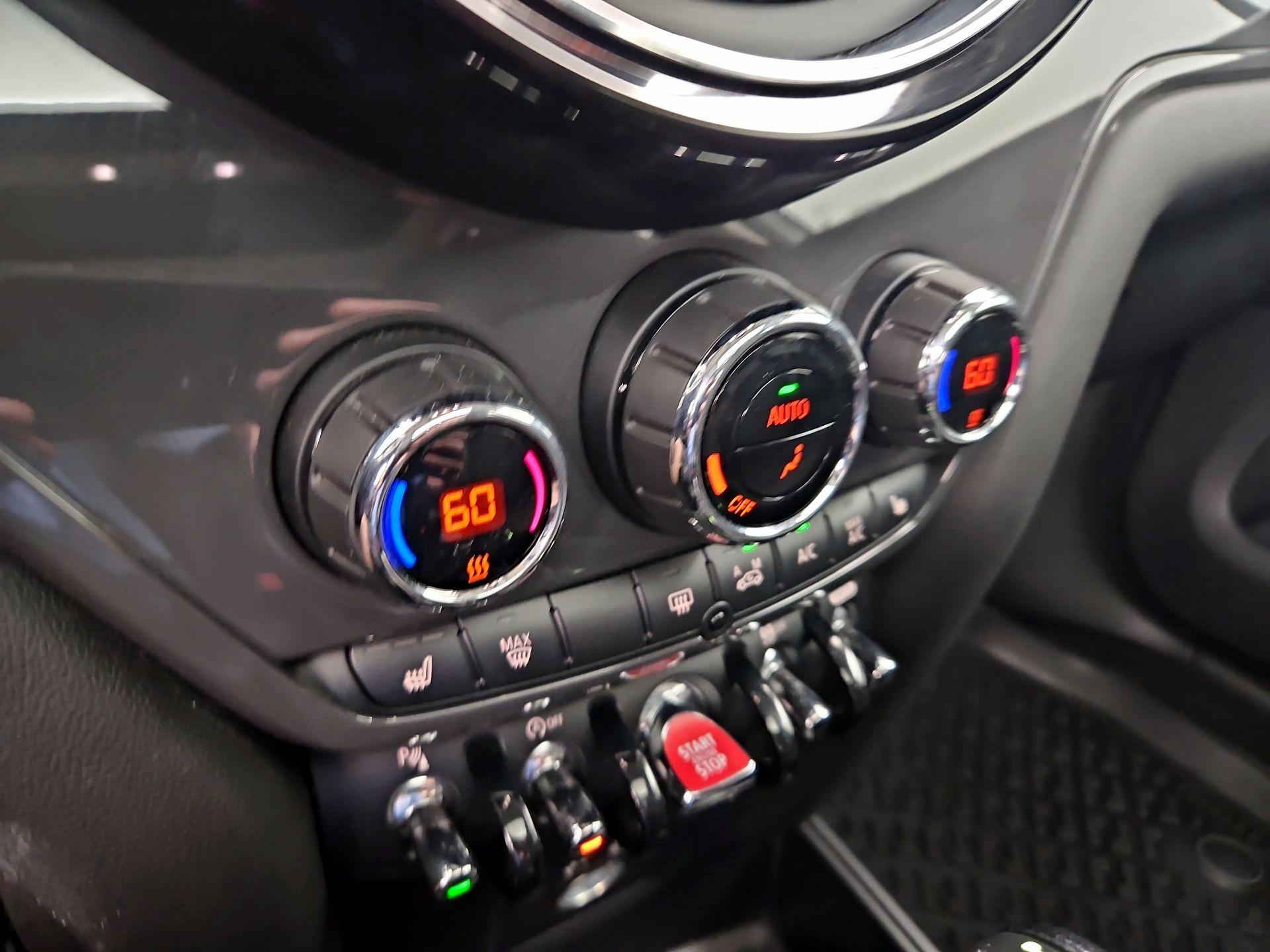 Thumbnail: 2018 MINI Cooper Countryman - 17