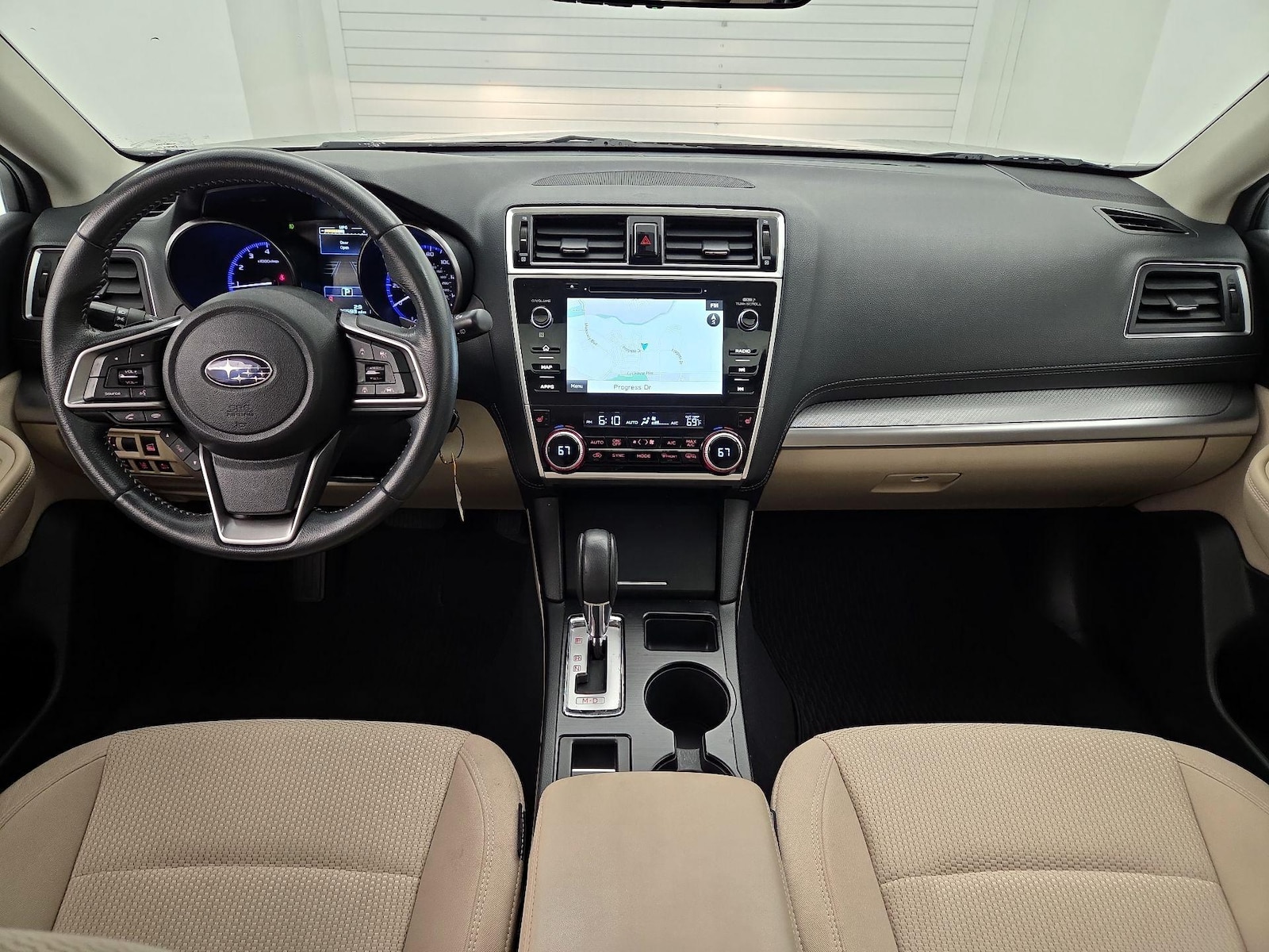 Apple CarPlay® & Android Auto™