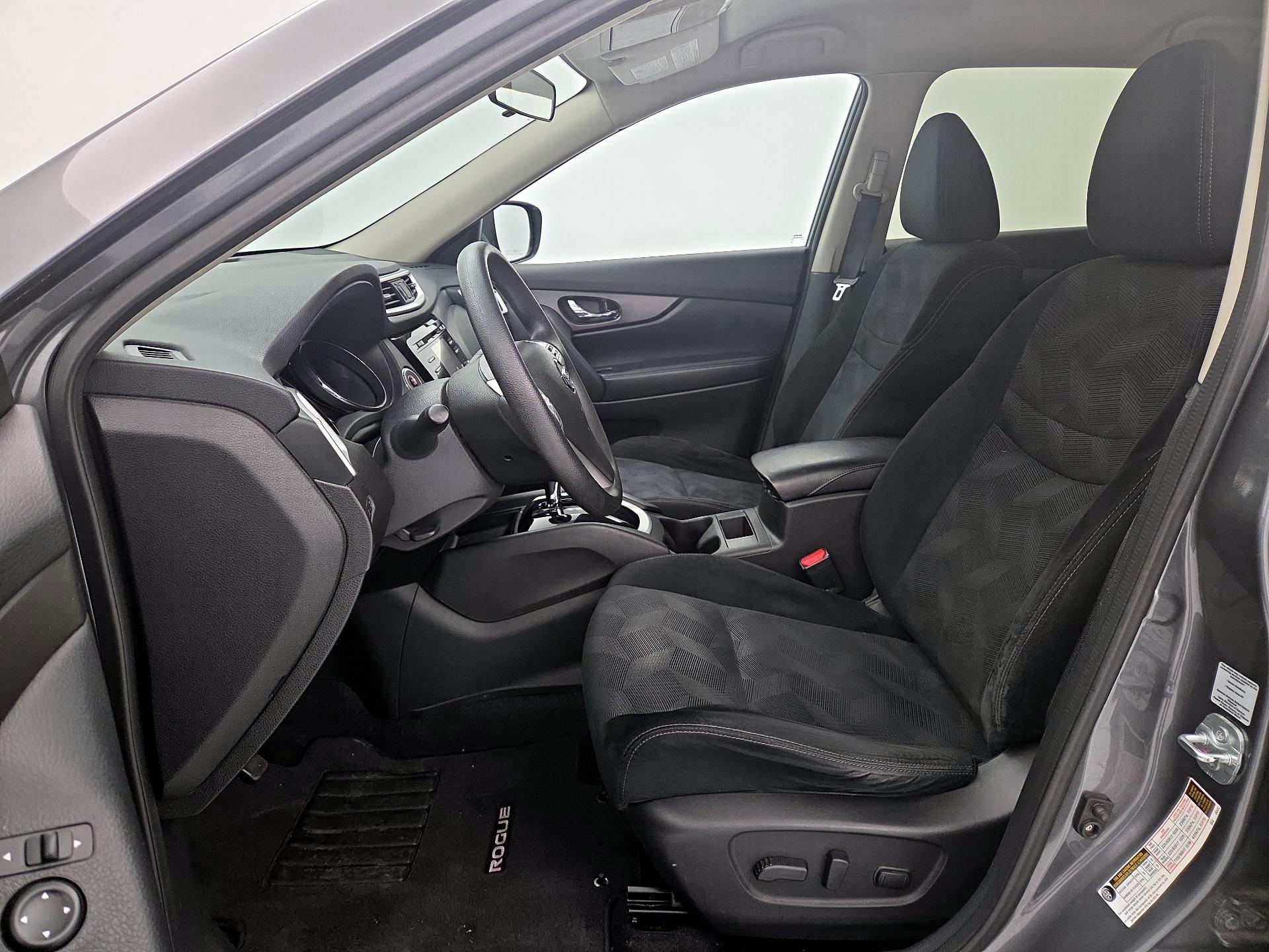 Thumbnail: 2014 Nissan Rogue - 11