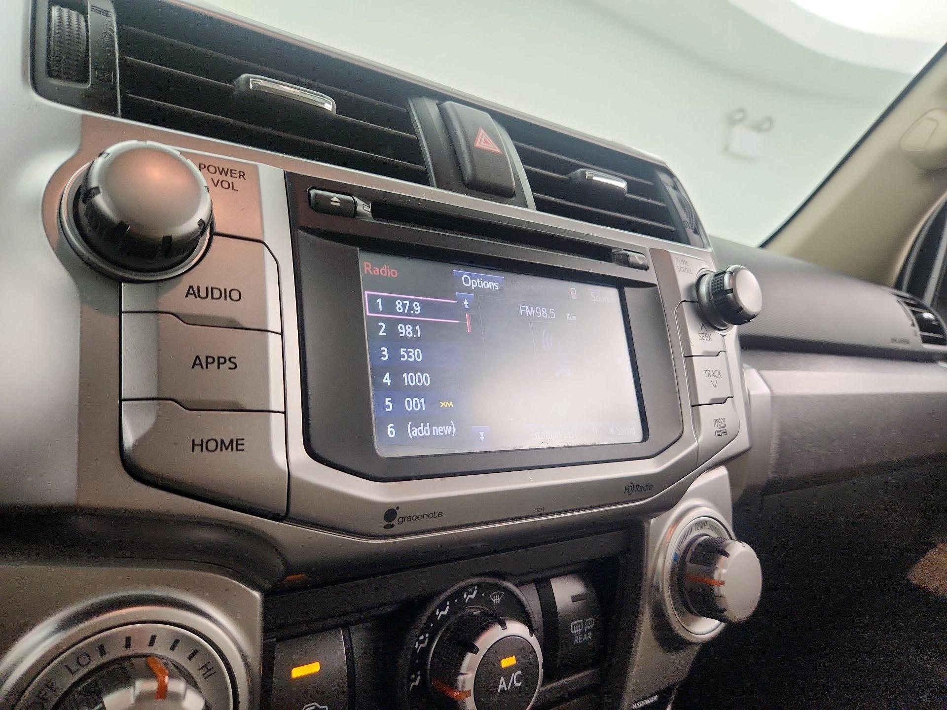 Thumbnail: 2014 Toyota 4Runner - 16