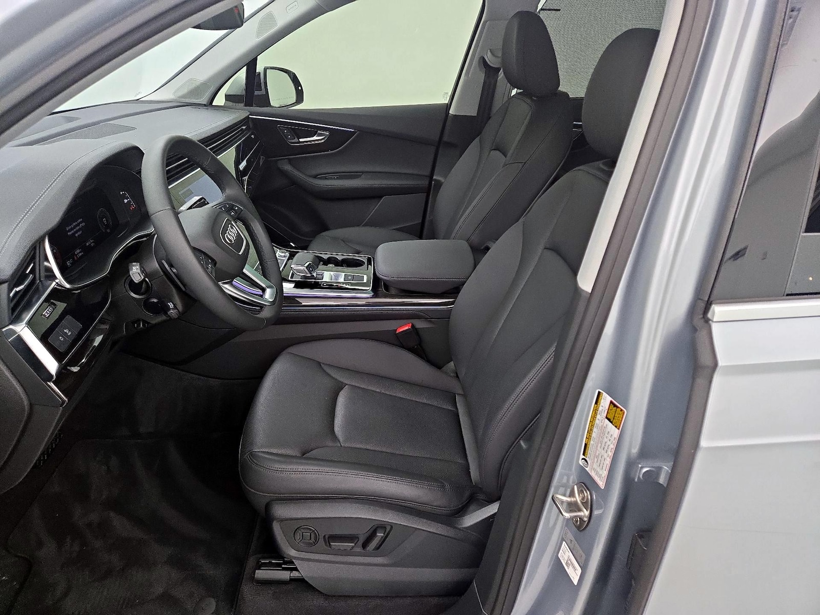 2023 Audi Q7 Premium Plus - Photo 12