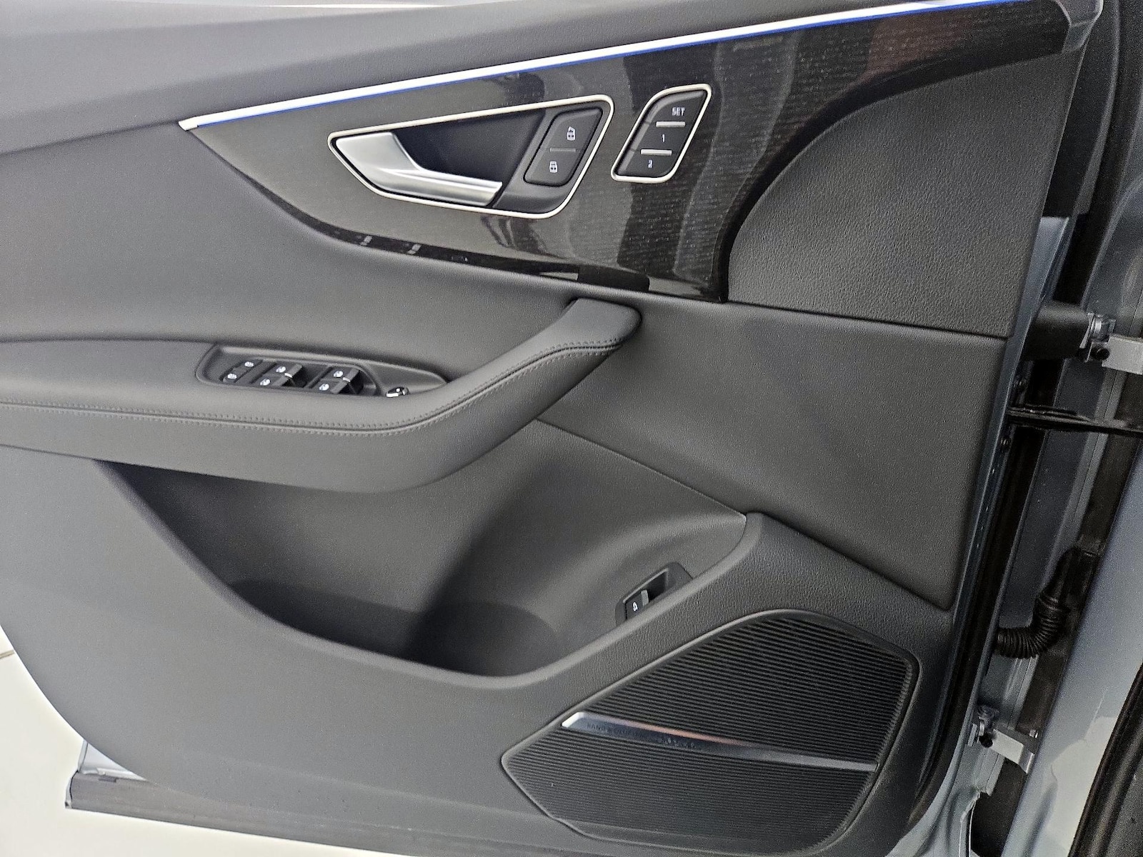 2023 Audi Q7 Premium Plus - Photo 13