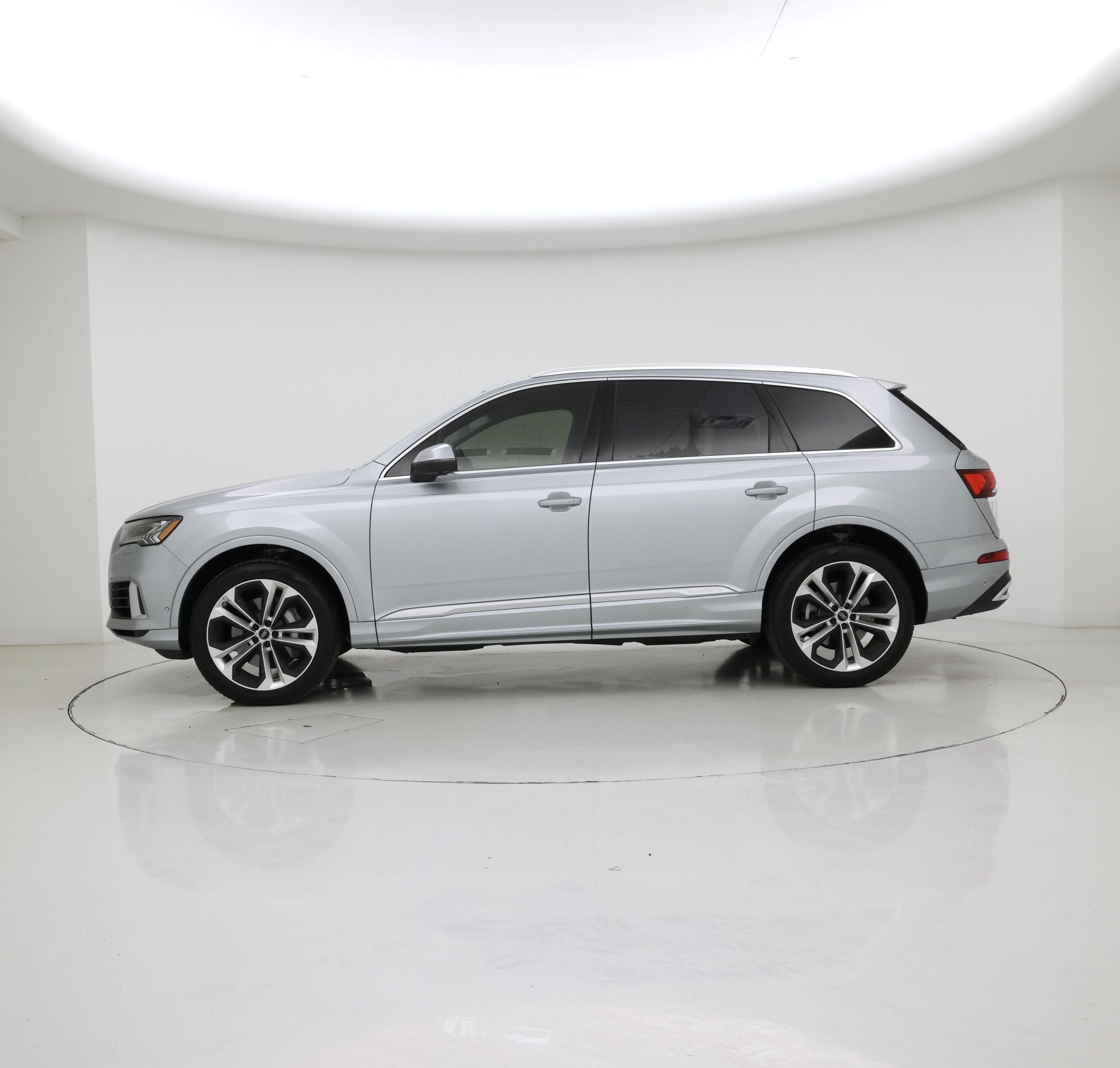 Thumbnail: 2023 Audi Q7 - 3