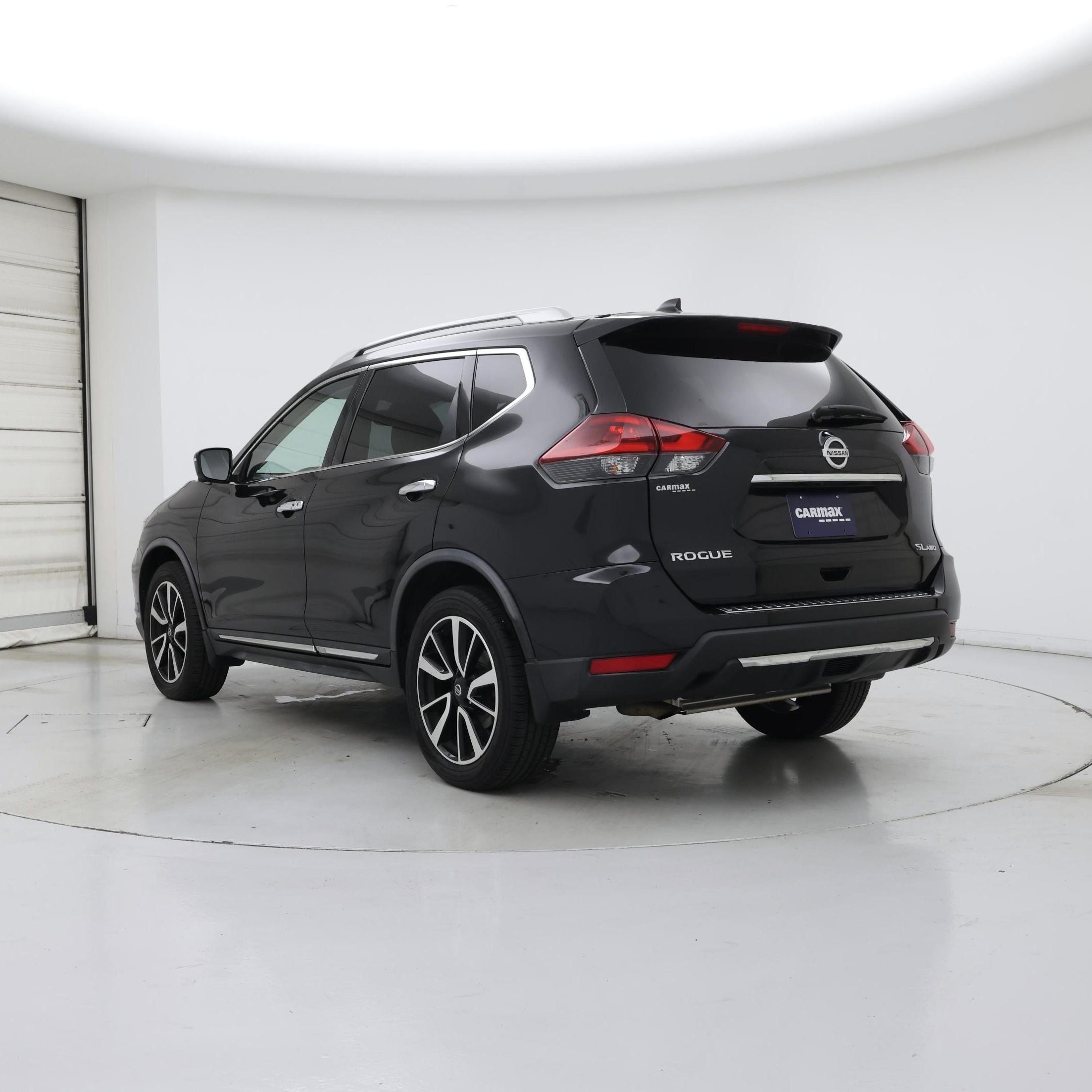 Thumbnail: 2018 Nissan Rogue - 2