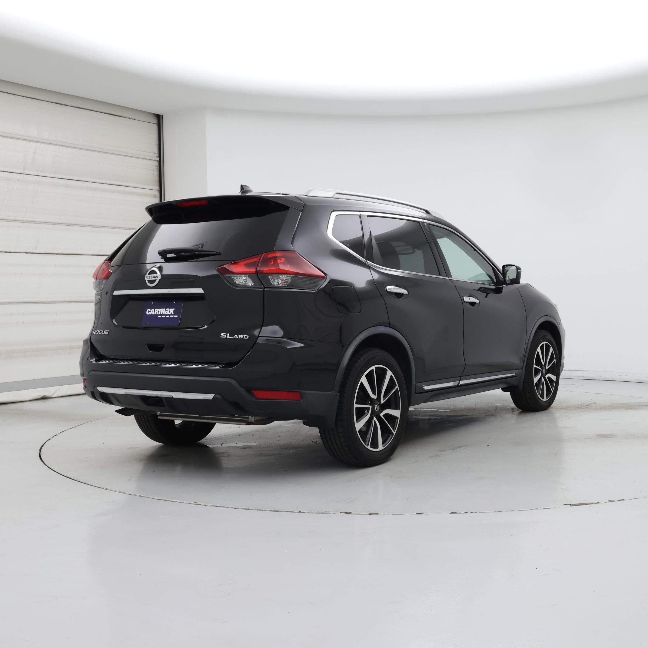 Thumbnail: 2018 Nissan Rogue - 8
