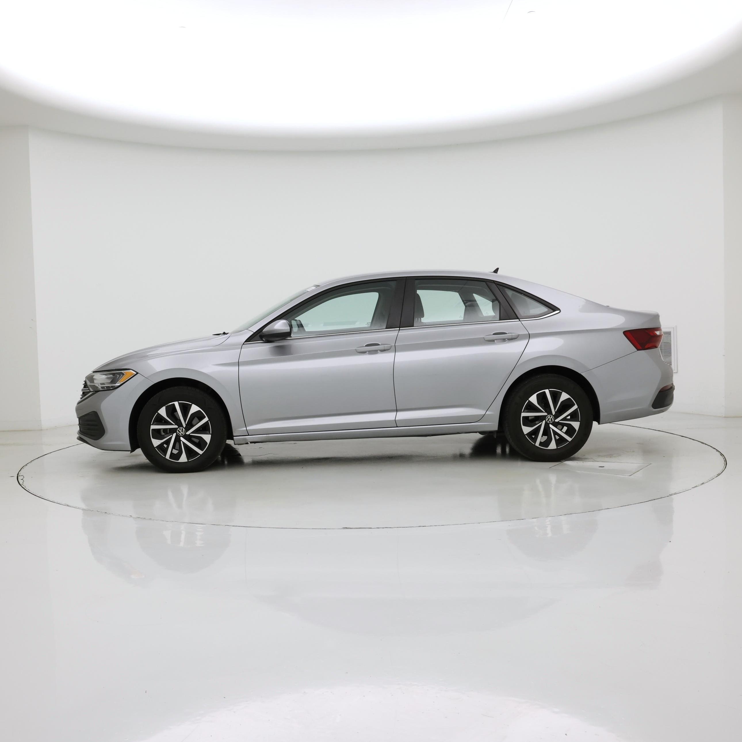 Thumbnail: 2024 Volkswagen Jetta - 3