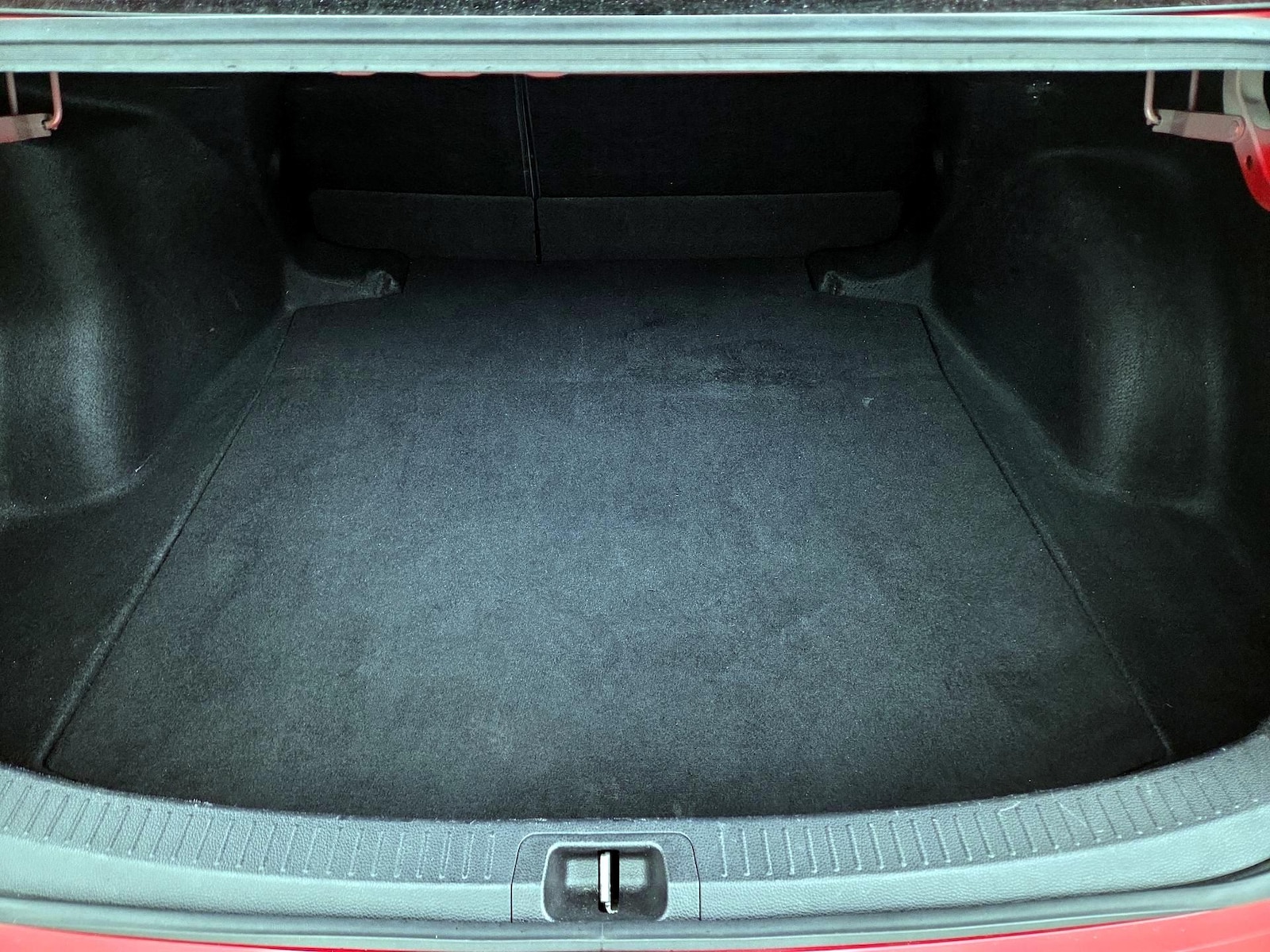 2021 Toyota Corolla LE - Photo 21