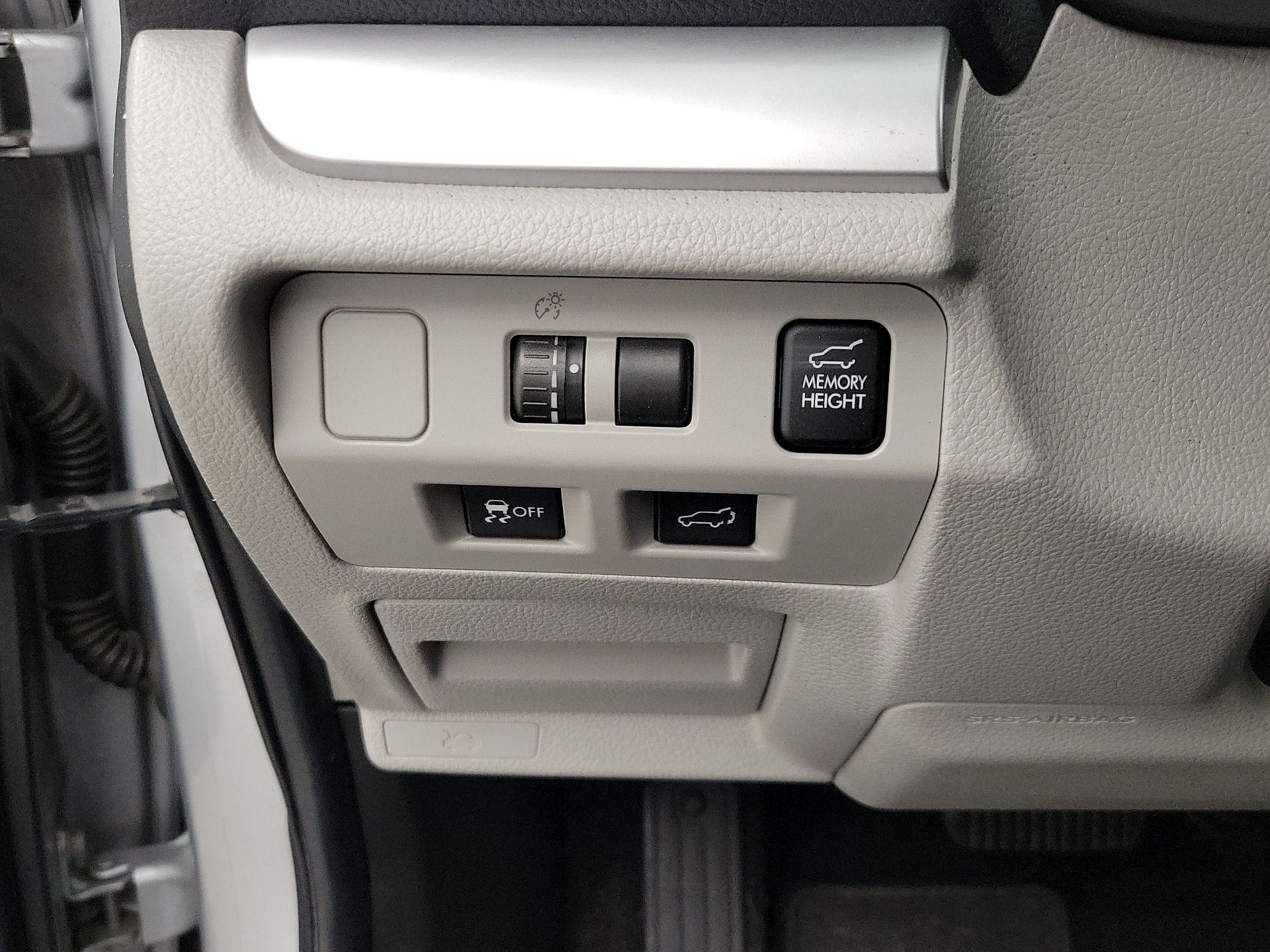 Thumbnail: 2014 Subaru Forester - 13