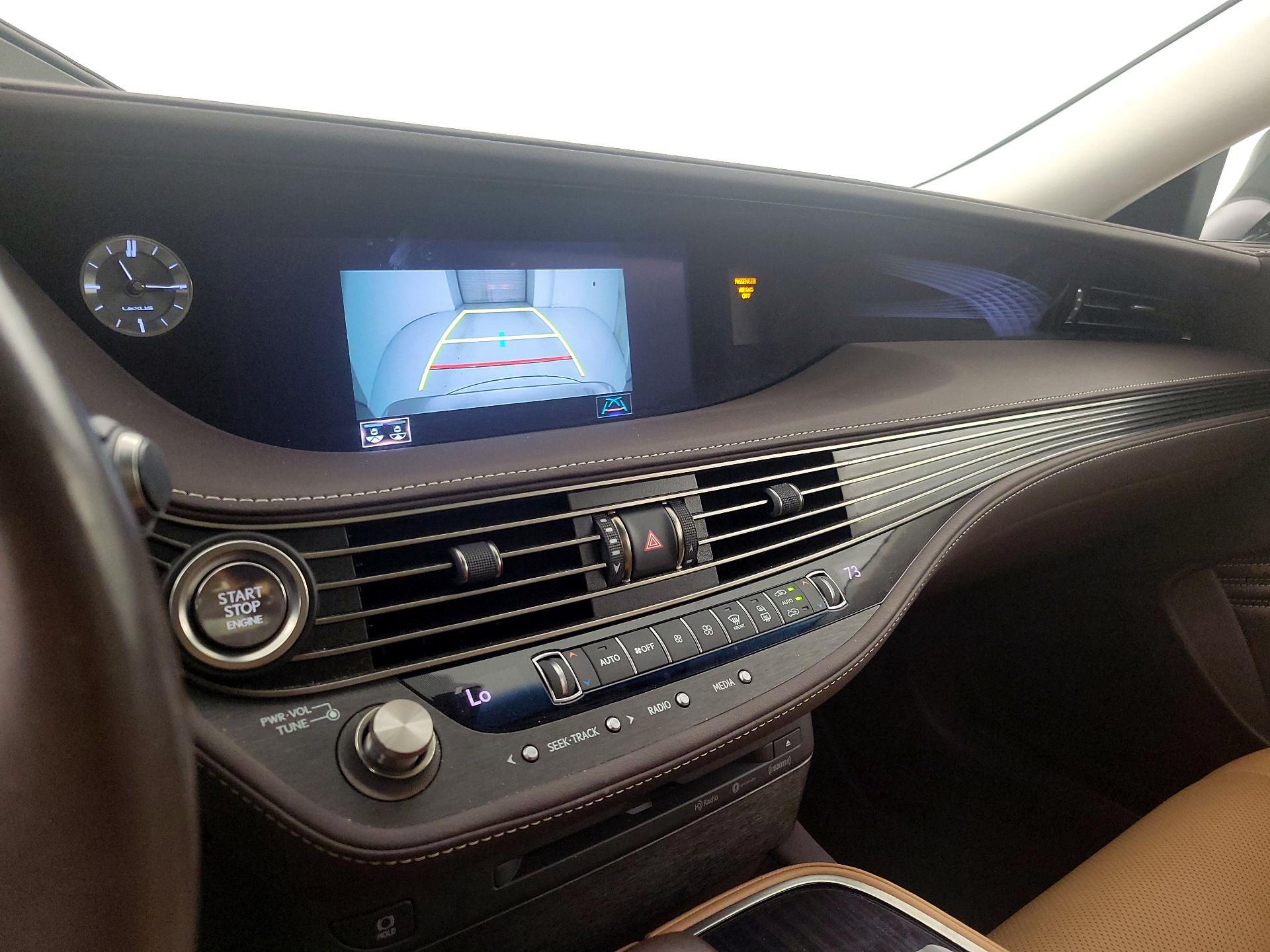 Thumbnail: 2019 Lexus LS - 15