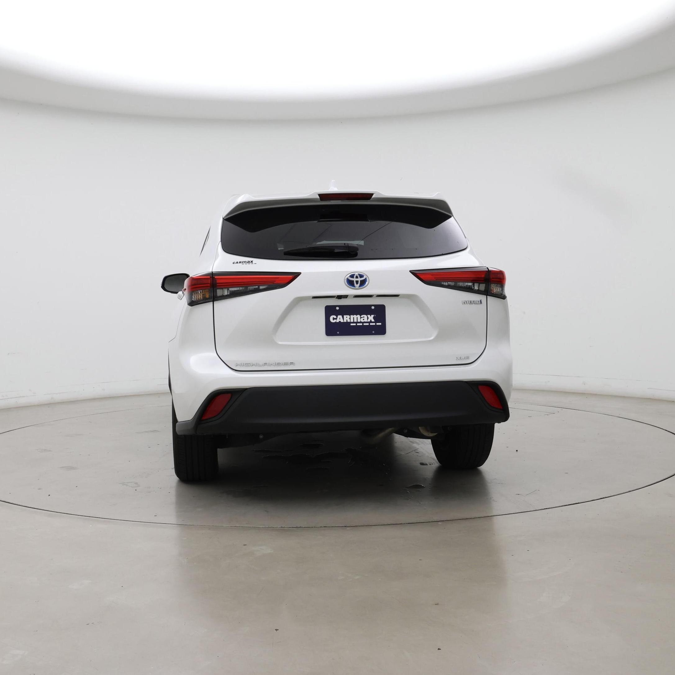 Thumbnail: 2023 Toyota Highlander - 6