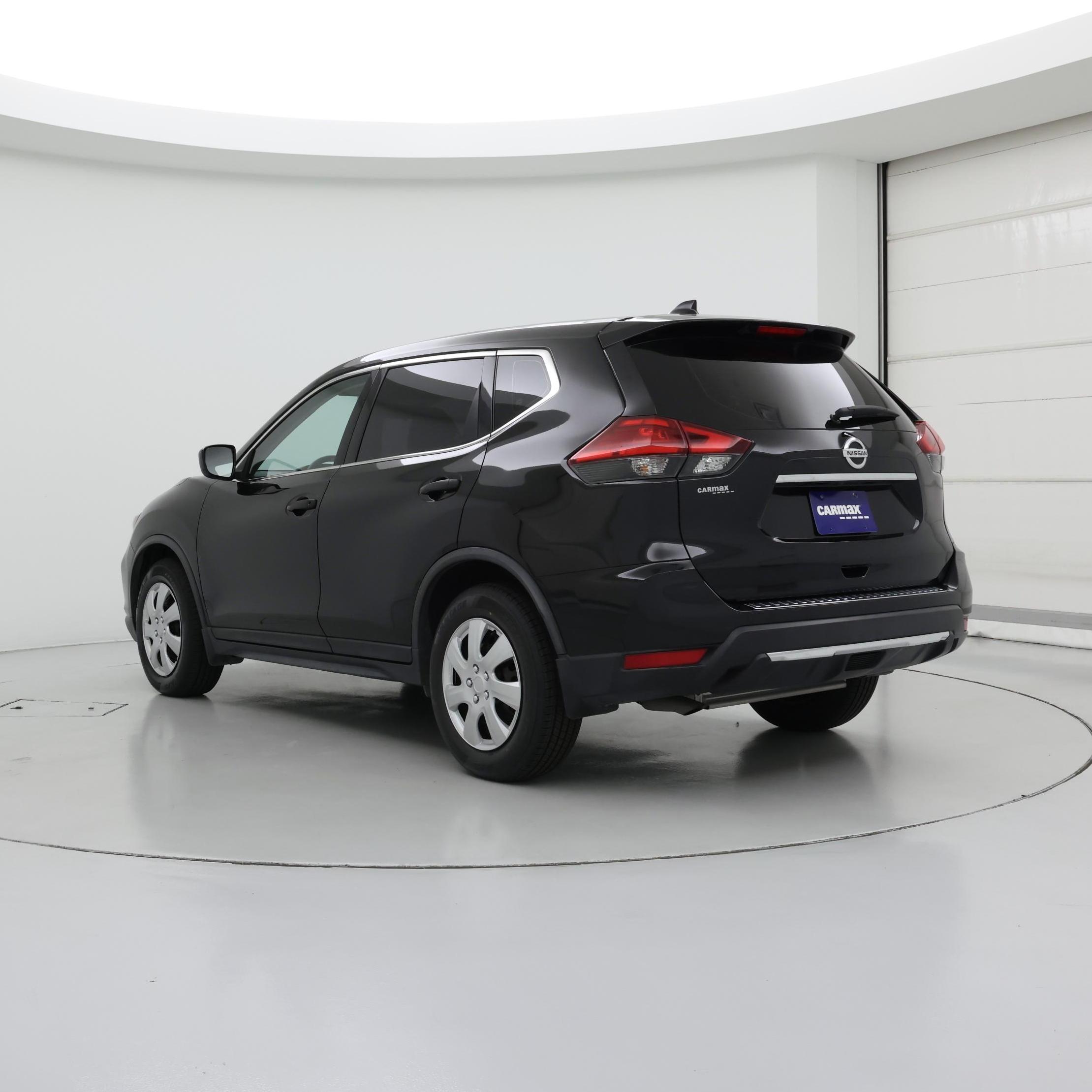 Thumbnail: 2017 Nissan Rogue - 2