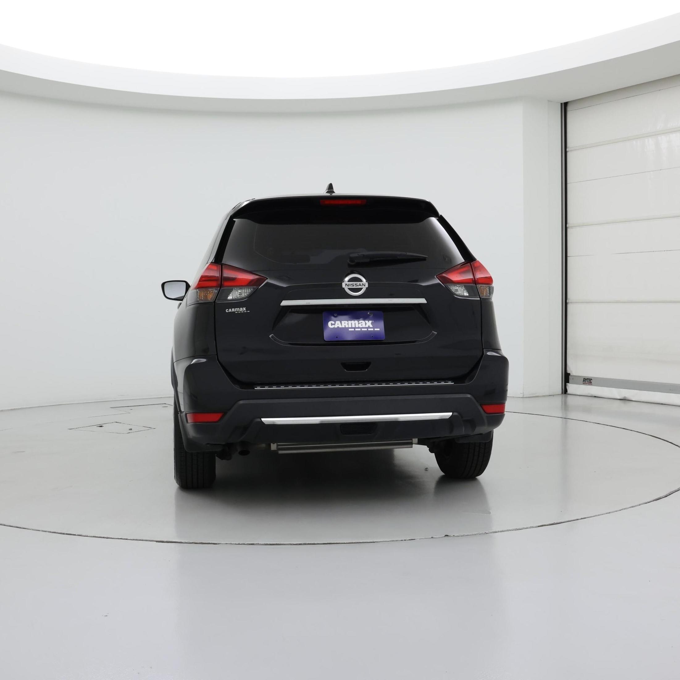 Thumbnail: 2017 Nissan Rogue - 6