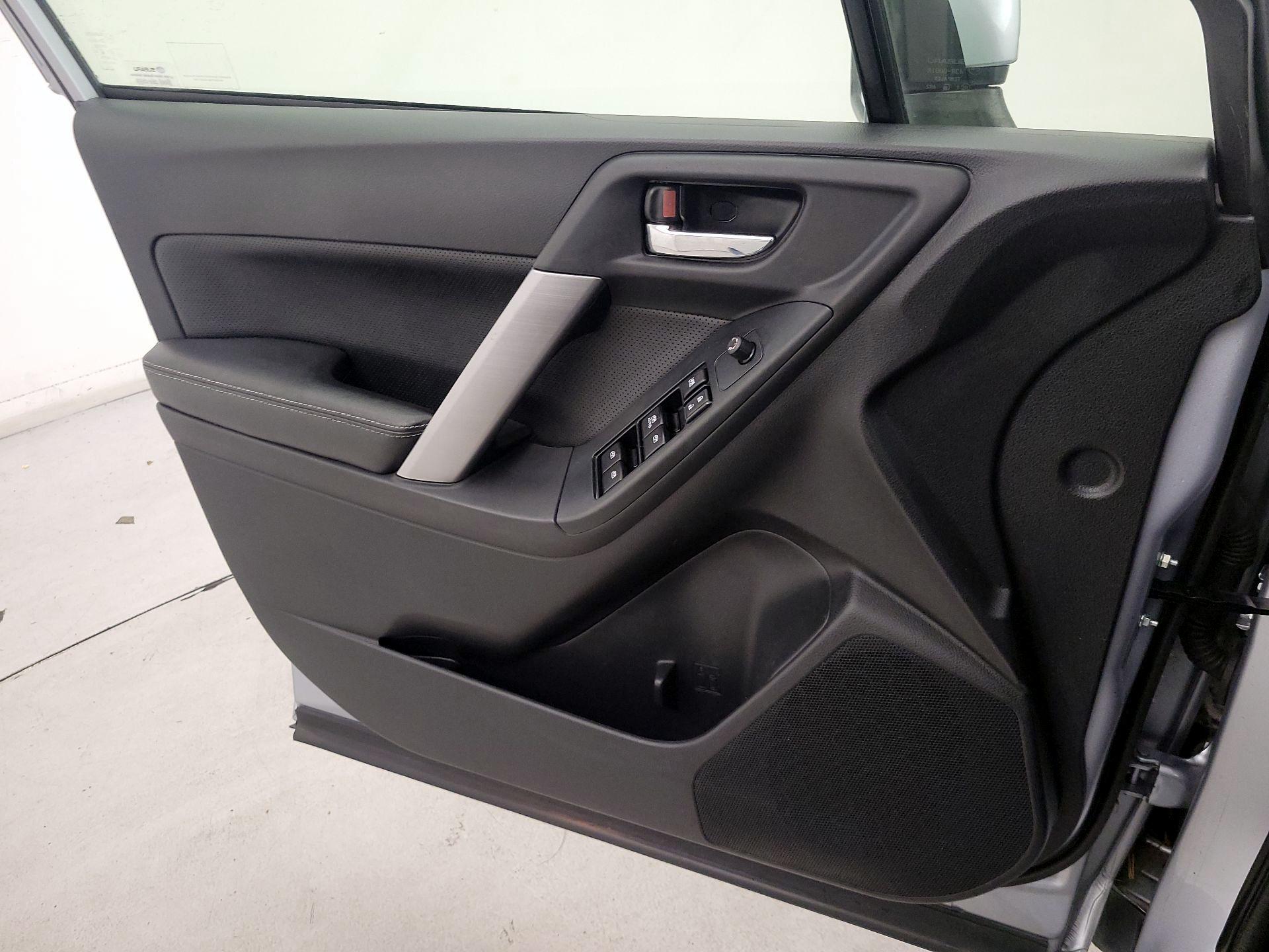 Thumbnail: 2016 Subaru Forester - 12