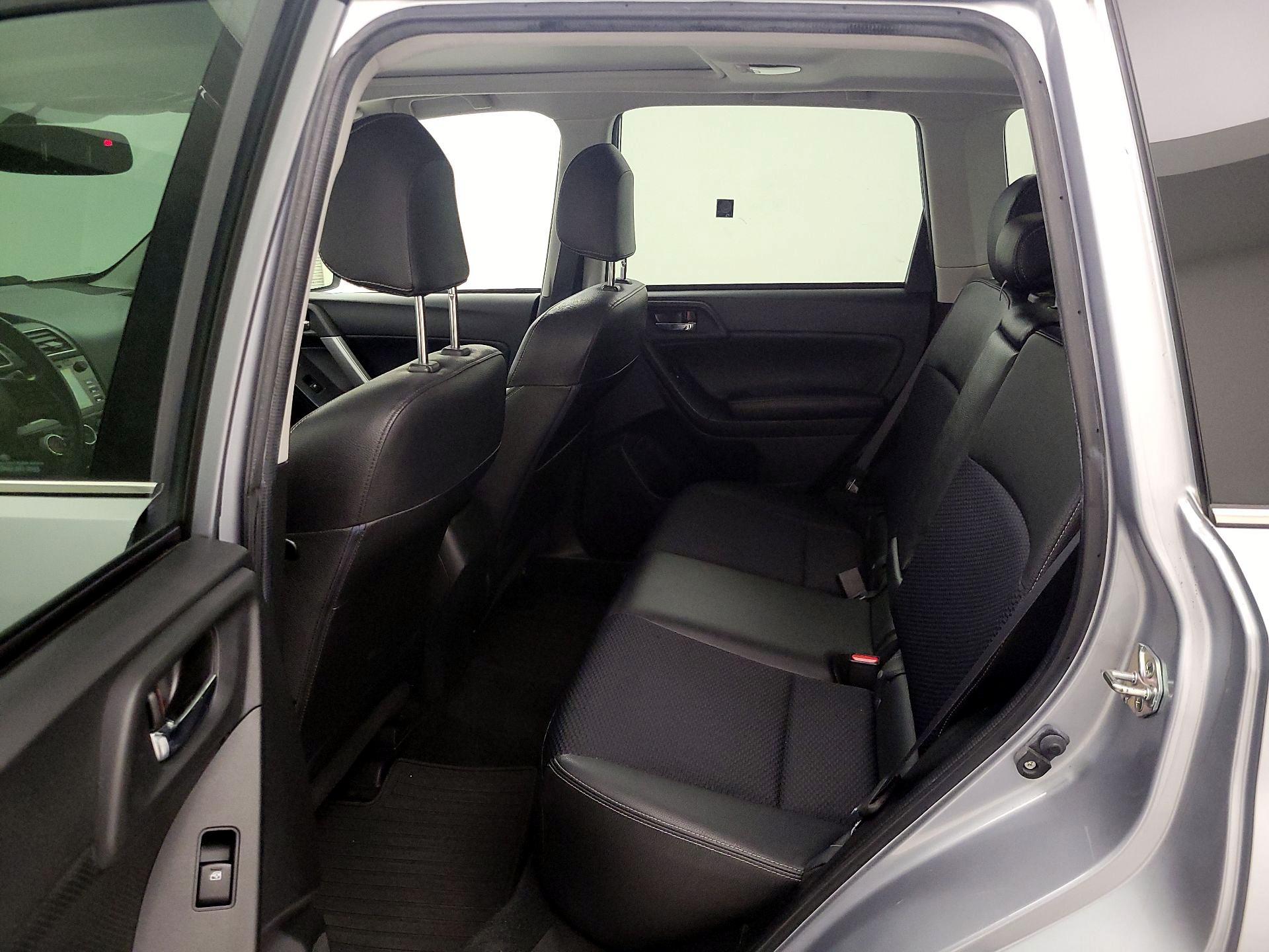 Thumbnail: 2016 Subaru Forester - 19