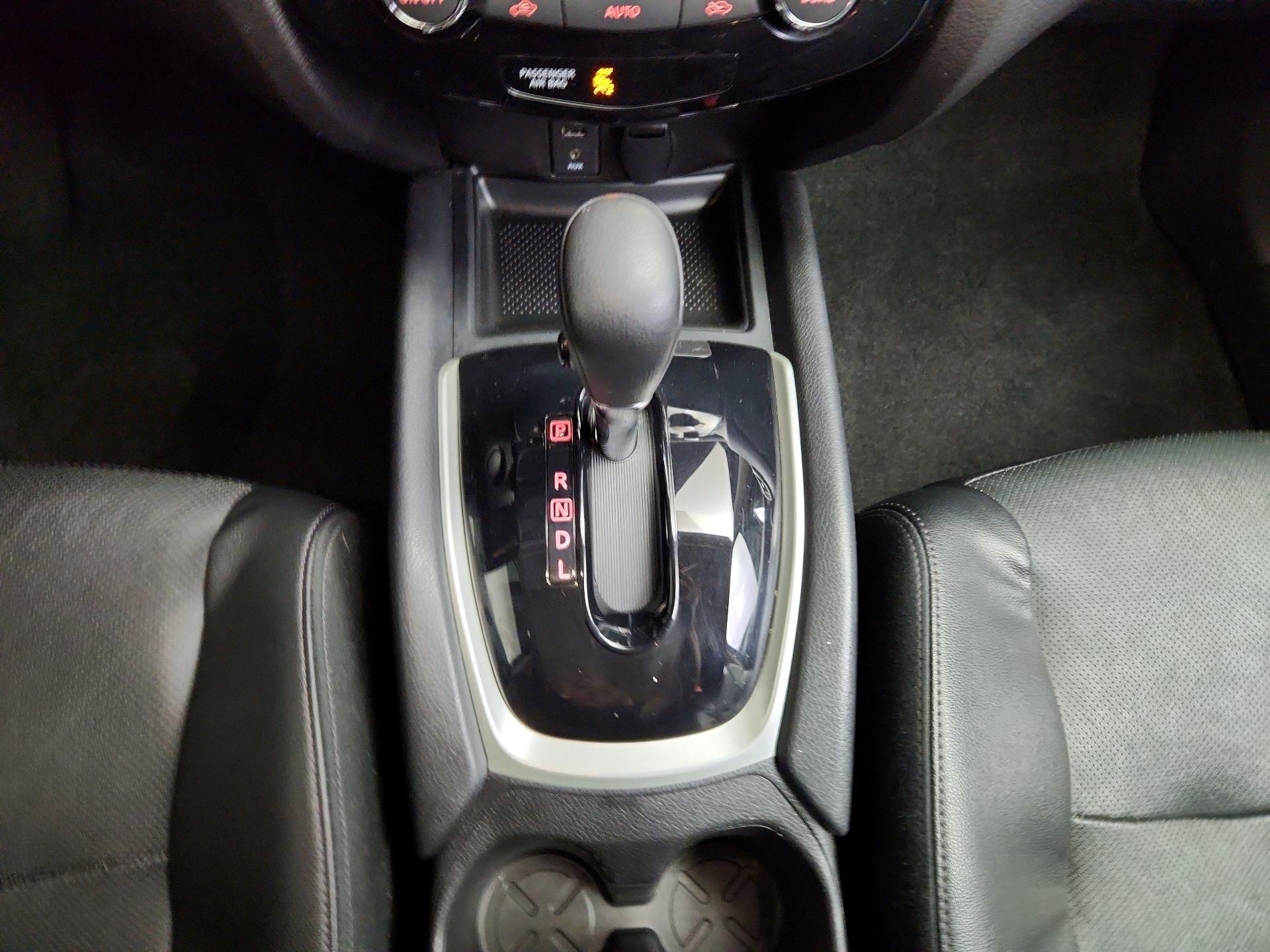 Thumbnail: 2016 Nissan Rogue - 18