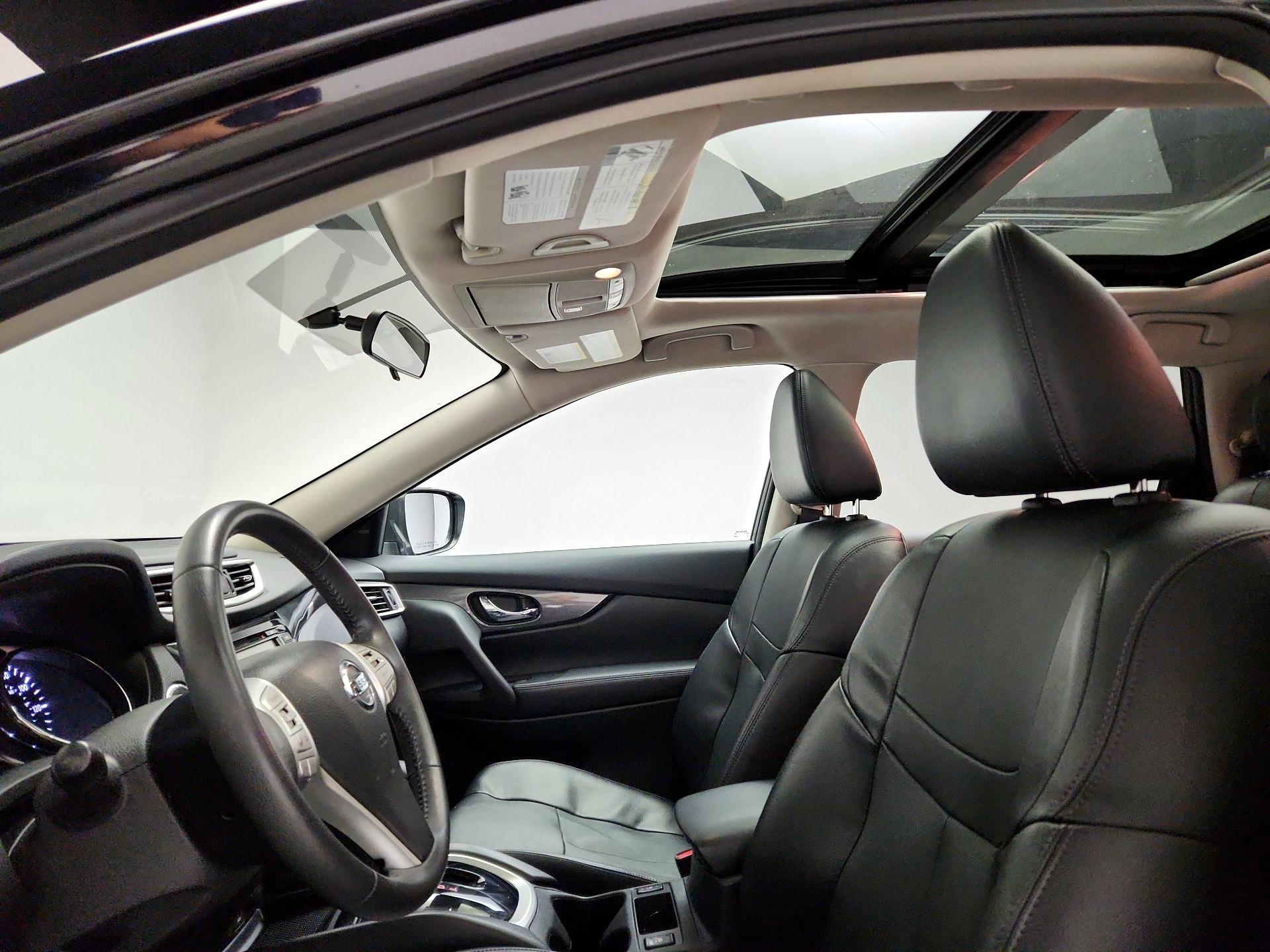 Thumbnail: 2016 Nissan Rogue - 20