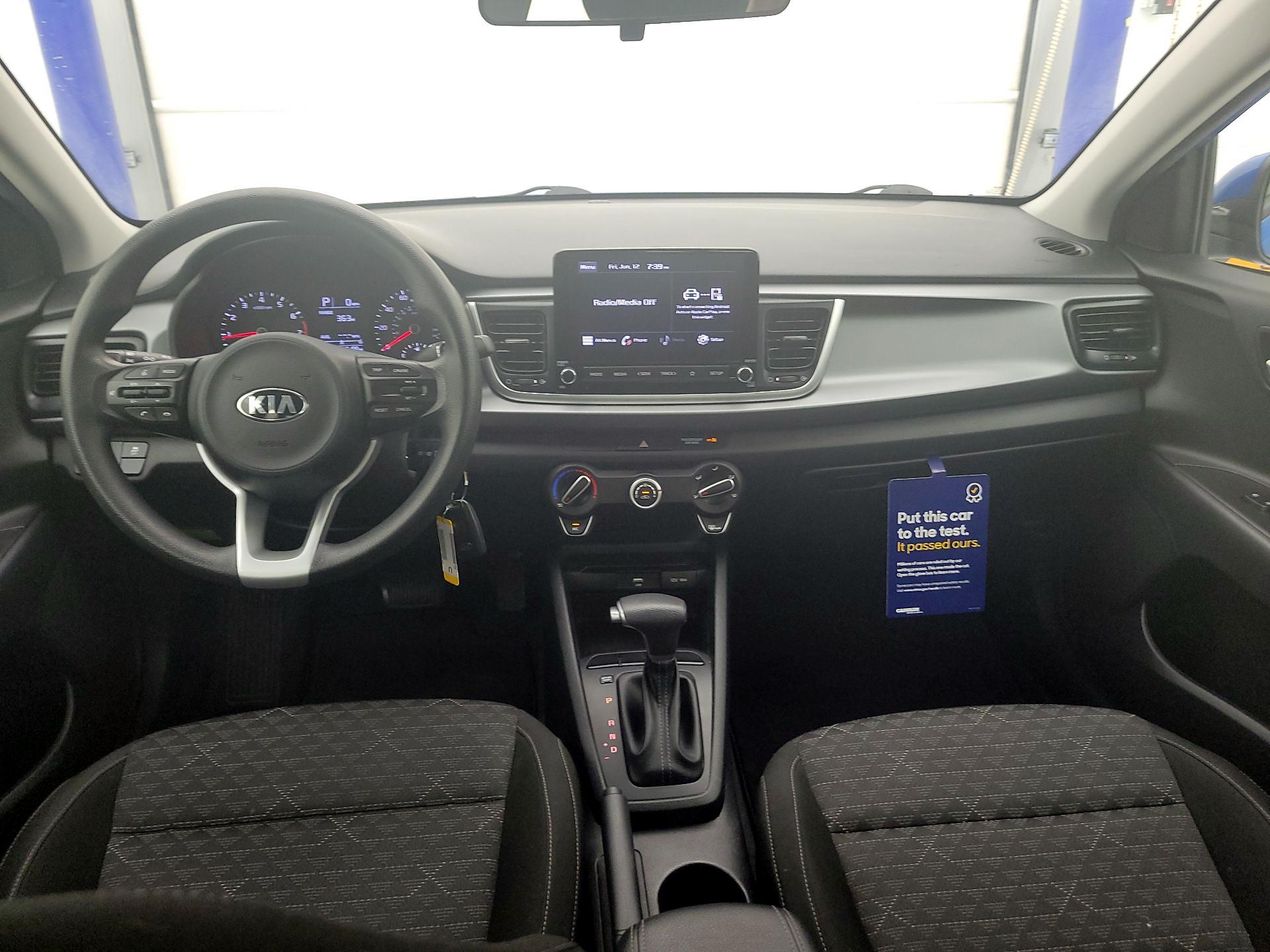 Thumbnail: 2021 Kia Rio - 9