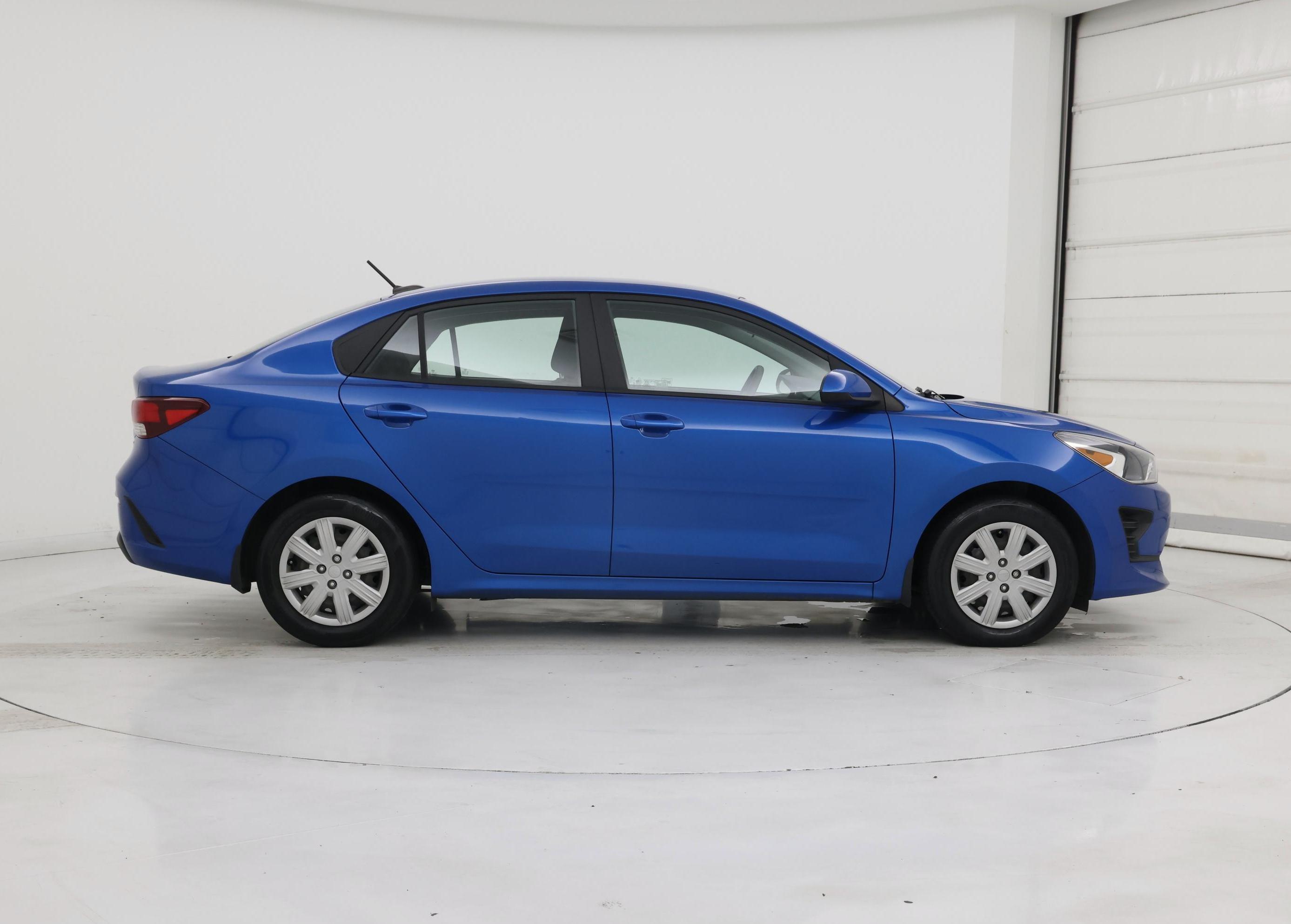 Thumbnail: 2021 Kia Rio - 7