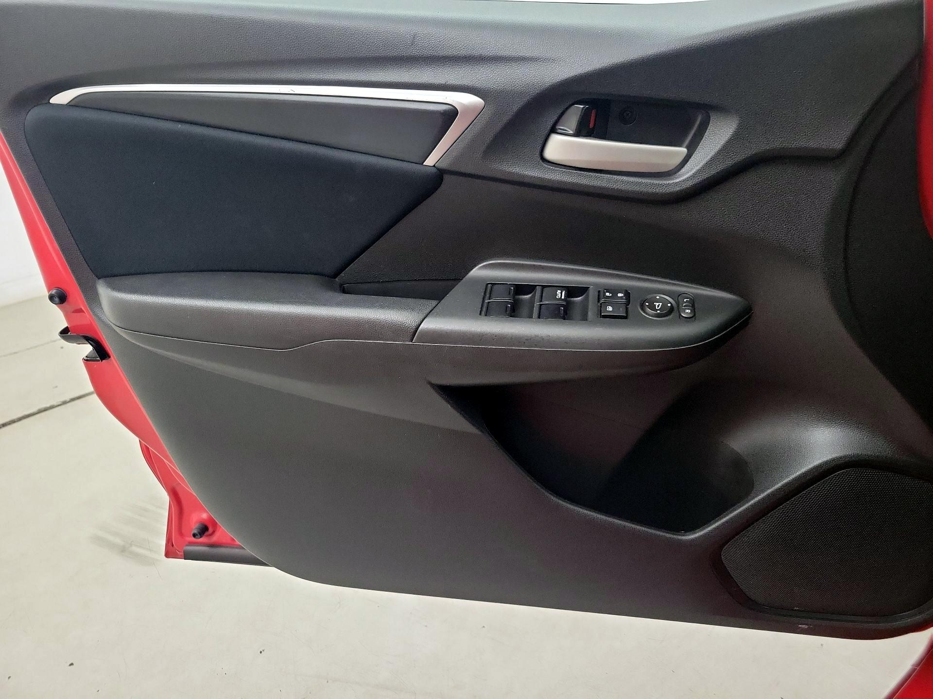 Thumbnail: 2016 Honda Fit - 12