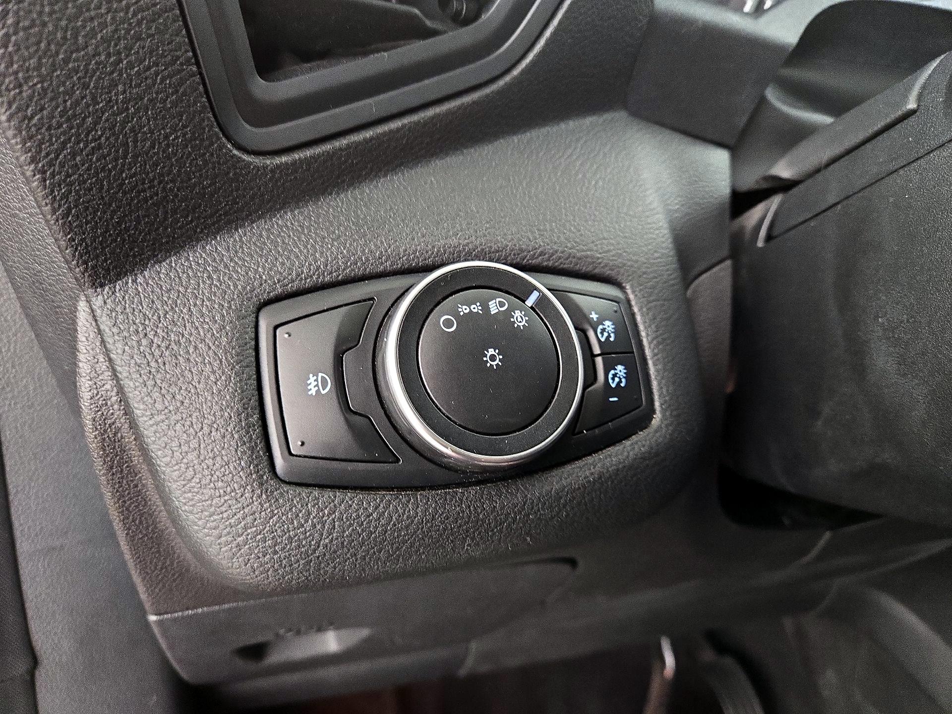Thumbnail: 2016 Ford Escape - 13