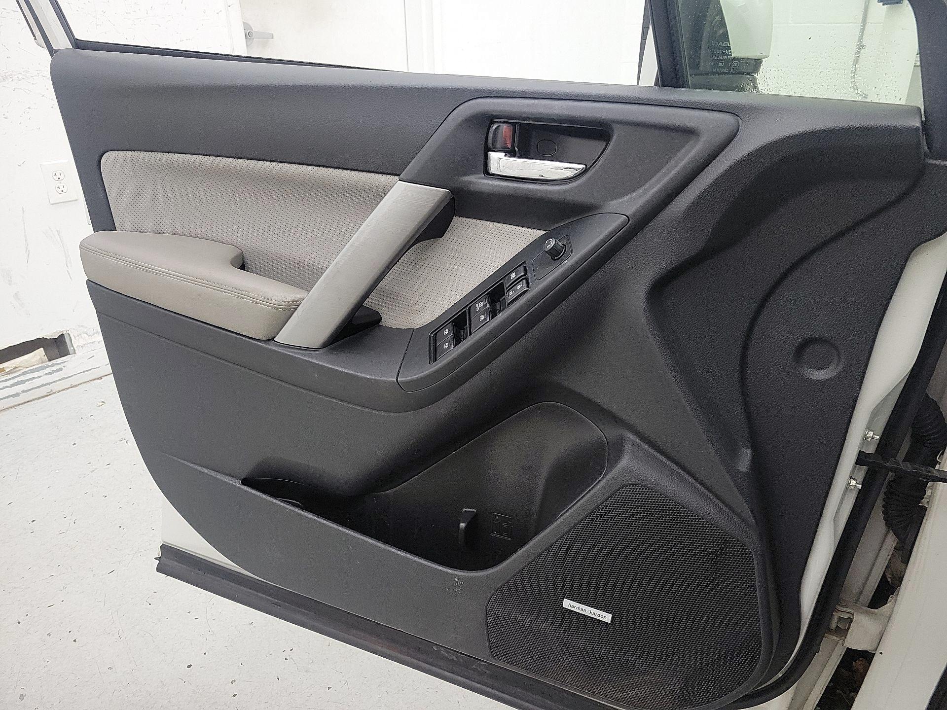 Thumbnail: 2015 Subaru Forester - 12