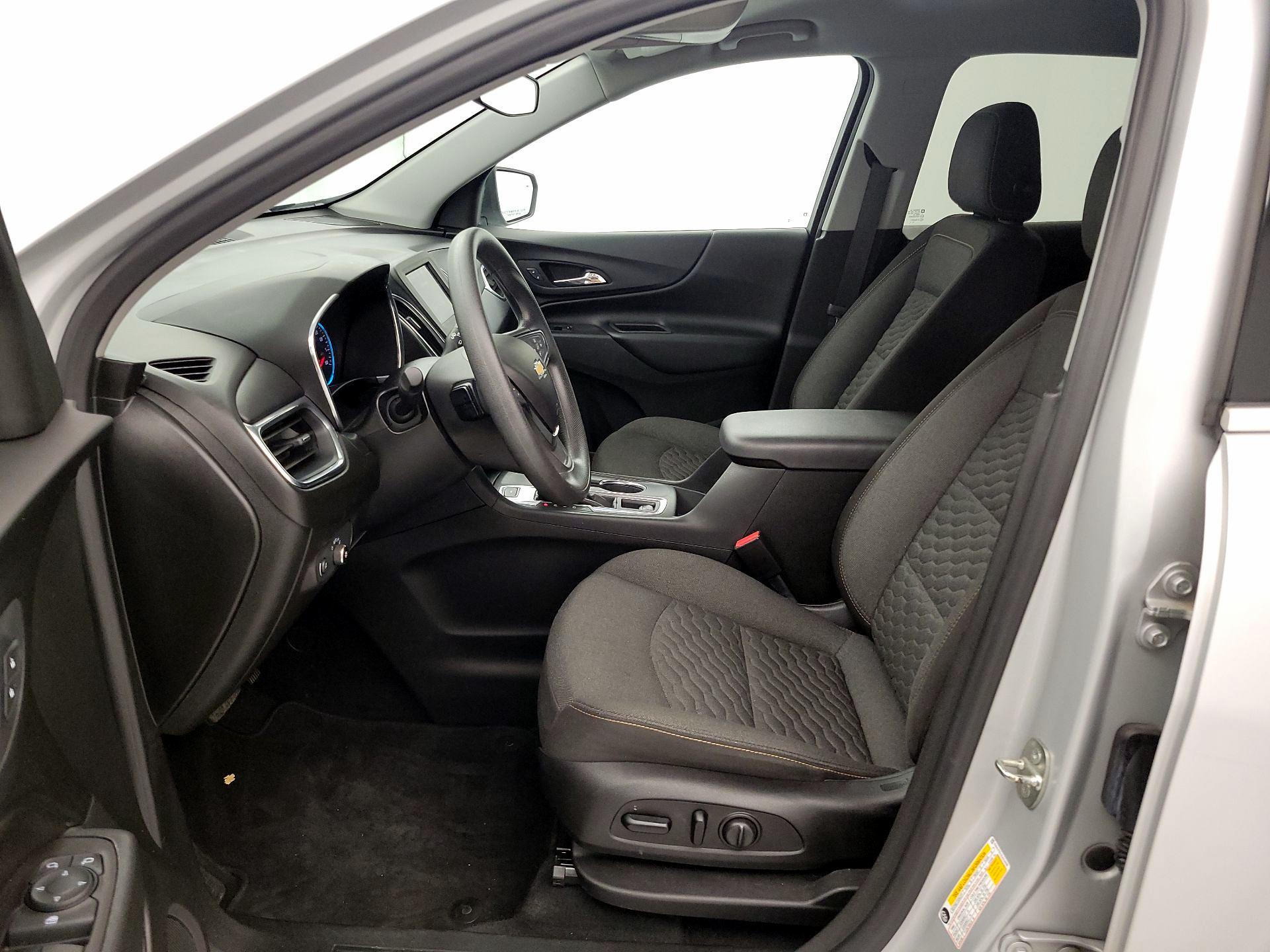 Thumbnail: 2020 Chevrolet Equinox - 11