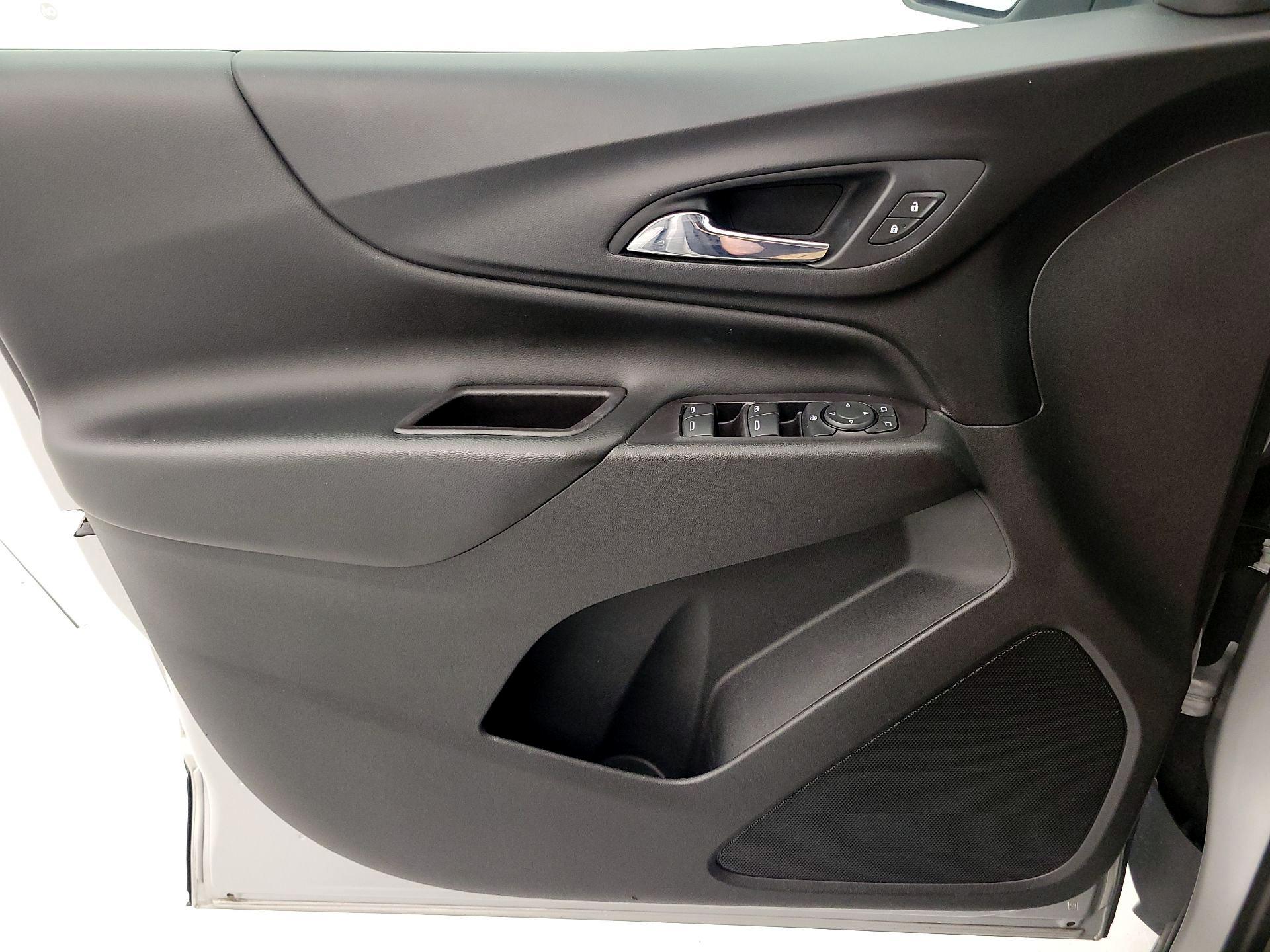 Thumbnail: 2020 Chevrolet Equinox - 12