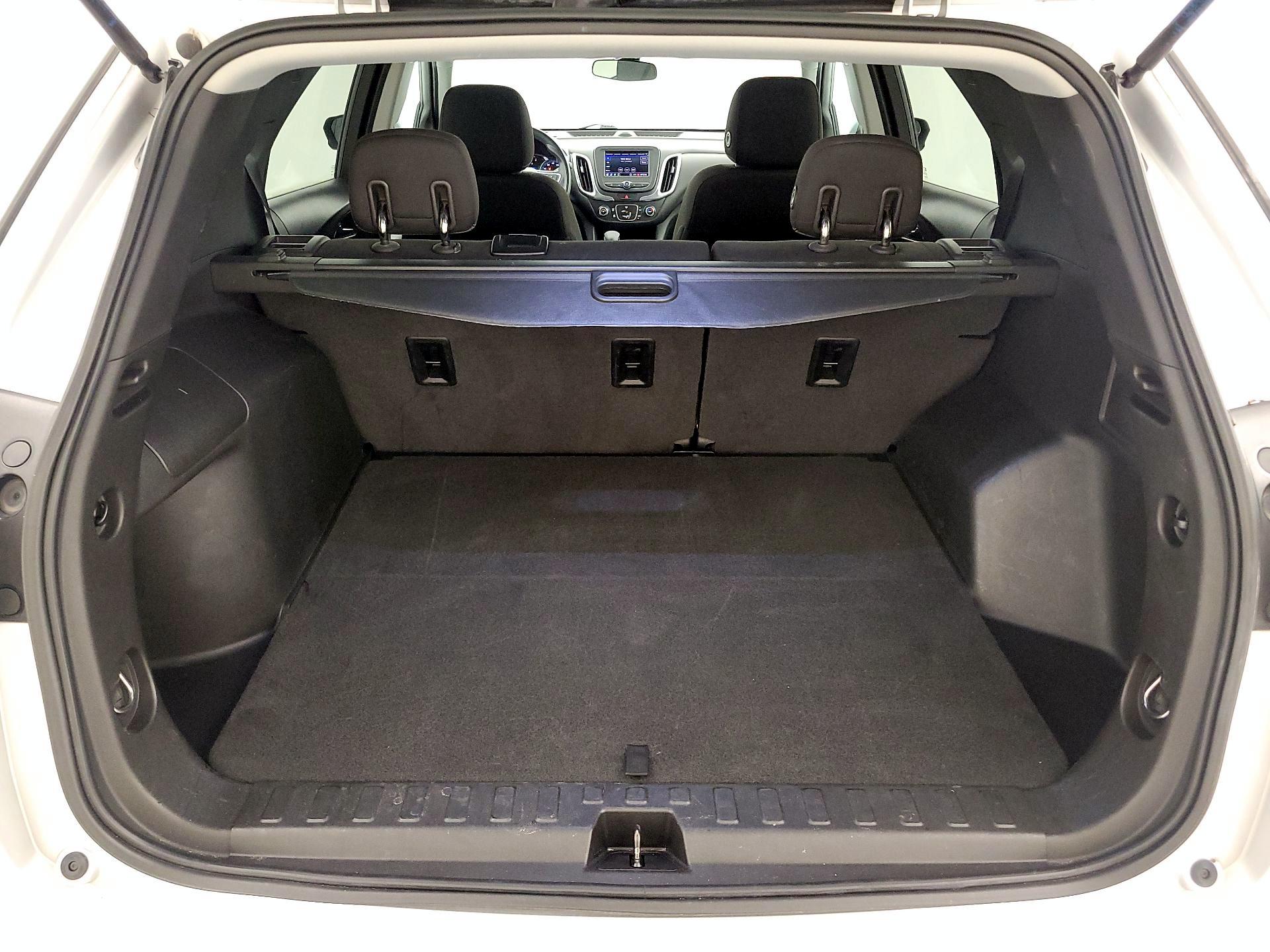 Thumbnail: 2020 Chevrolet Equinox - 20