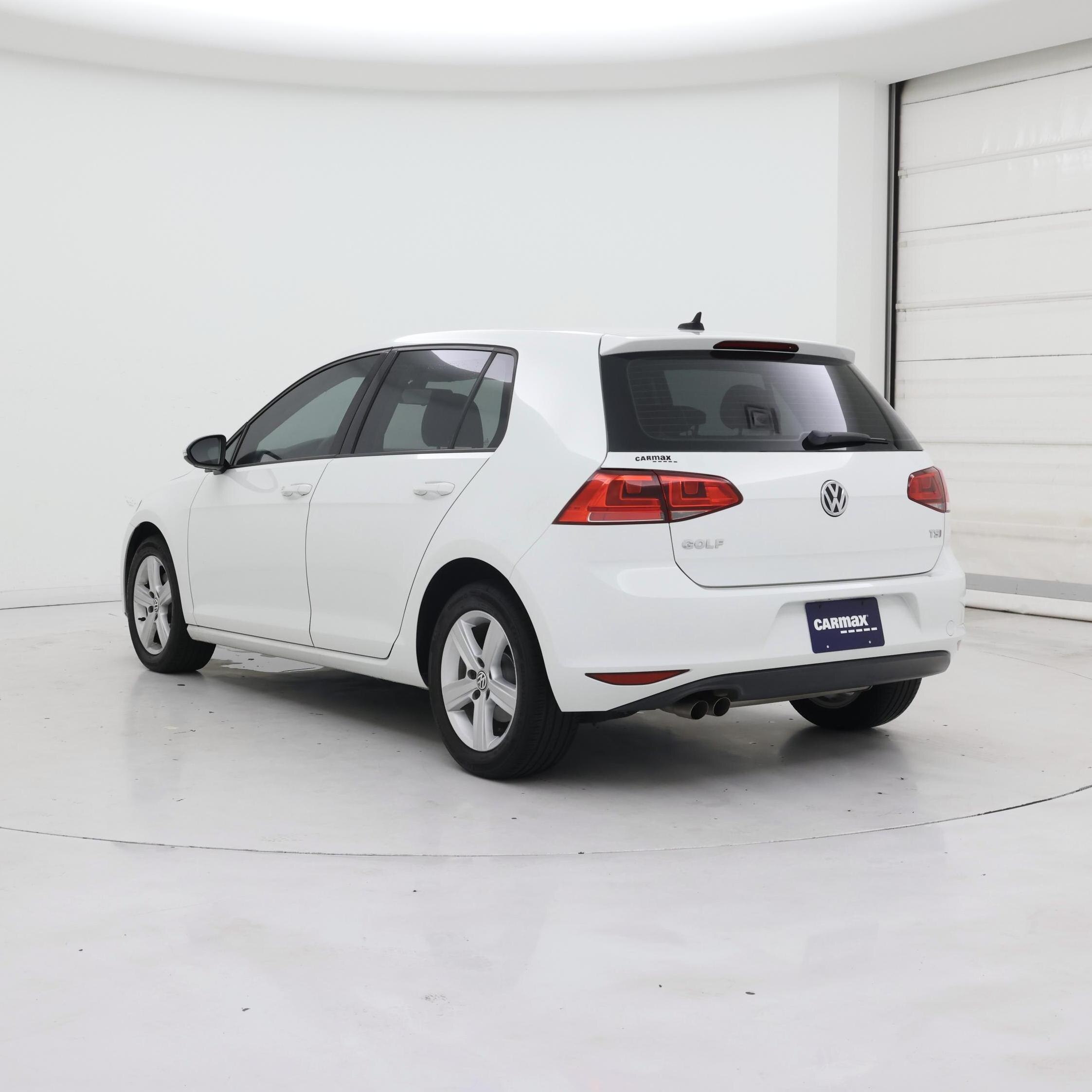 Thumbnail: 2017 Volkswagen Golf - 2