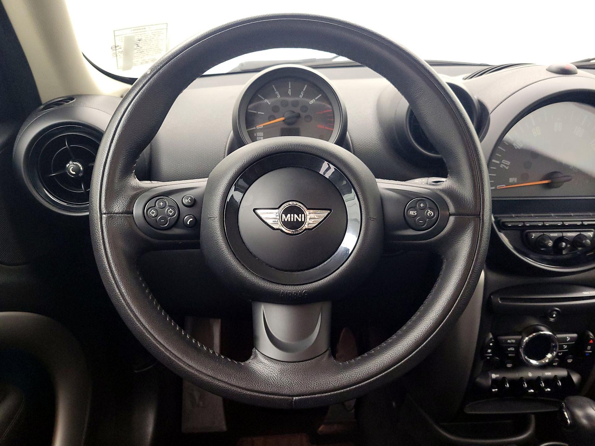 Thumbnail: 2016 MINI Cooper Countryman - 10