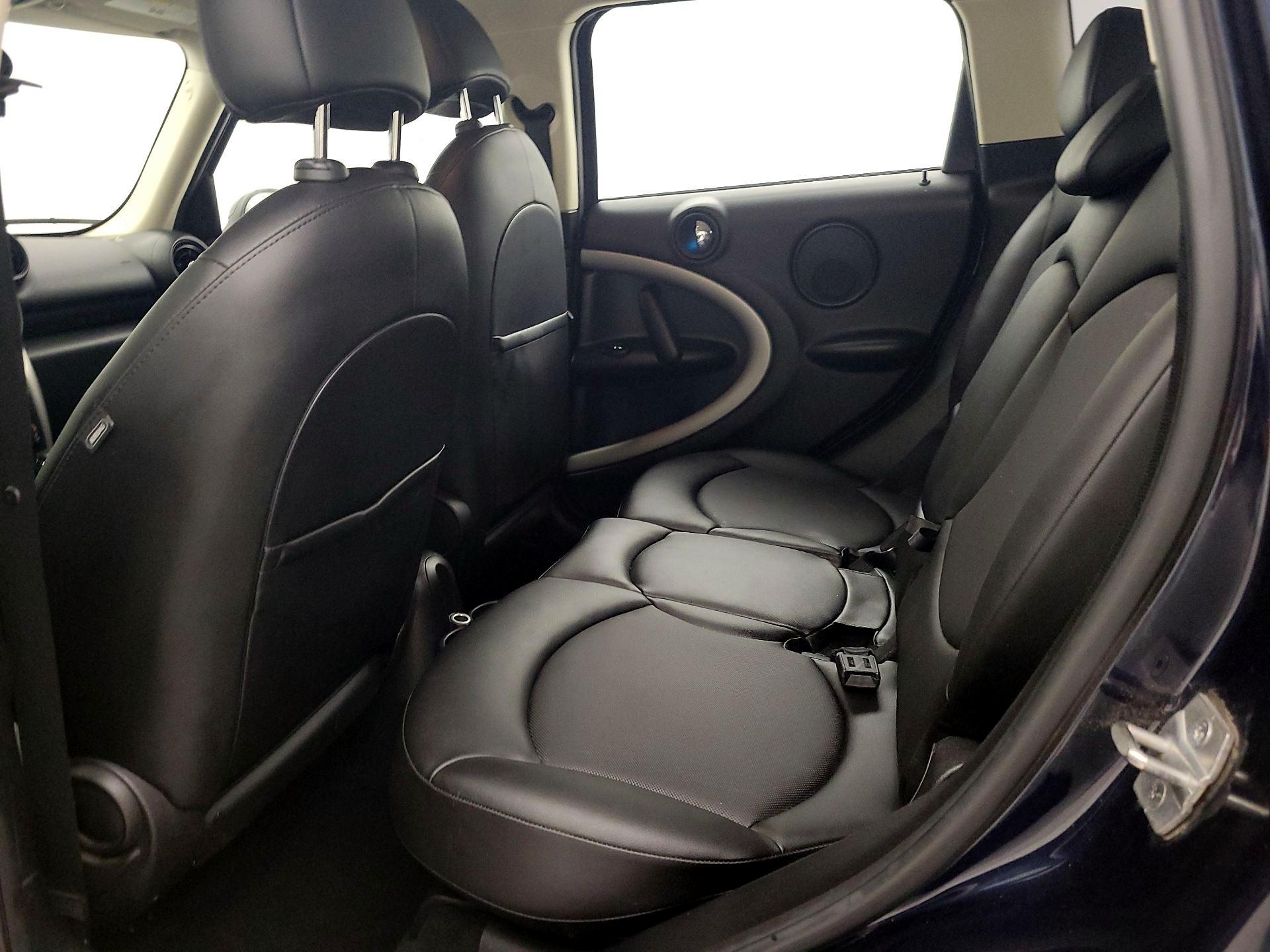 Thumbnail: 2016 MINI Cooper Countryman - 17