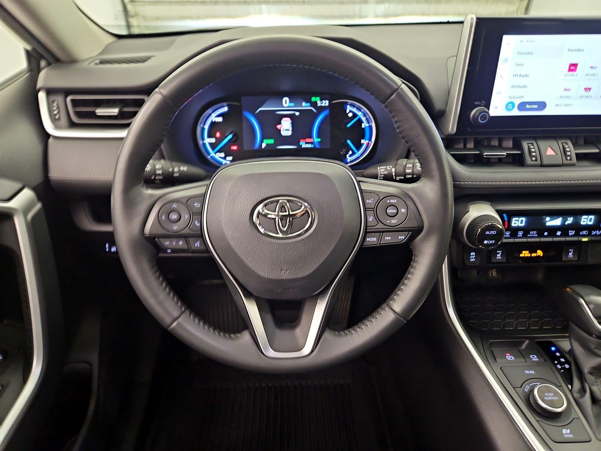 Thumbnail: 2024 Toyota RAV4 - 10
