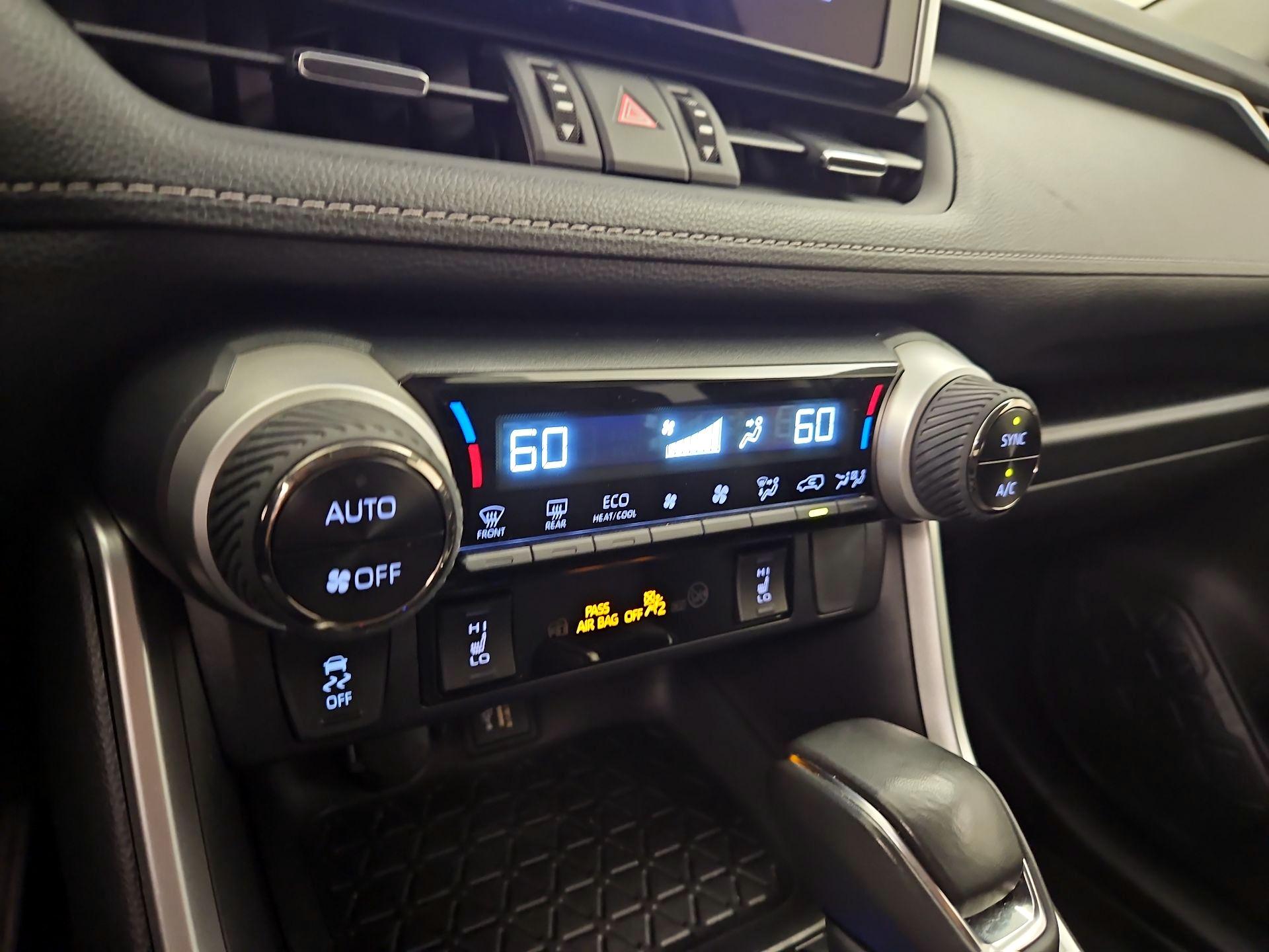 Thumbnail: 2024 Toyota RAV4 - 16