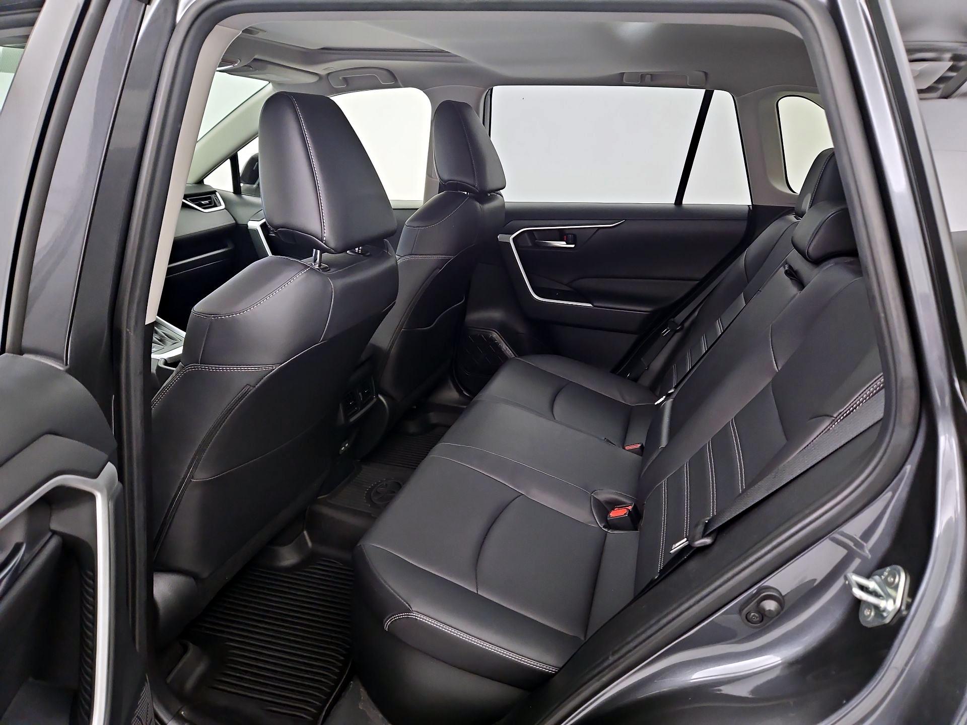 Thumbnail: 2024 Toyota RAV4 - 20