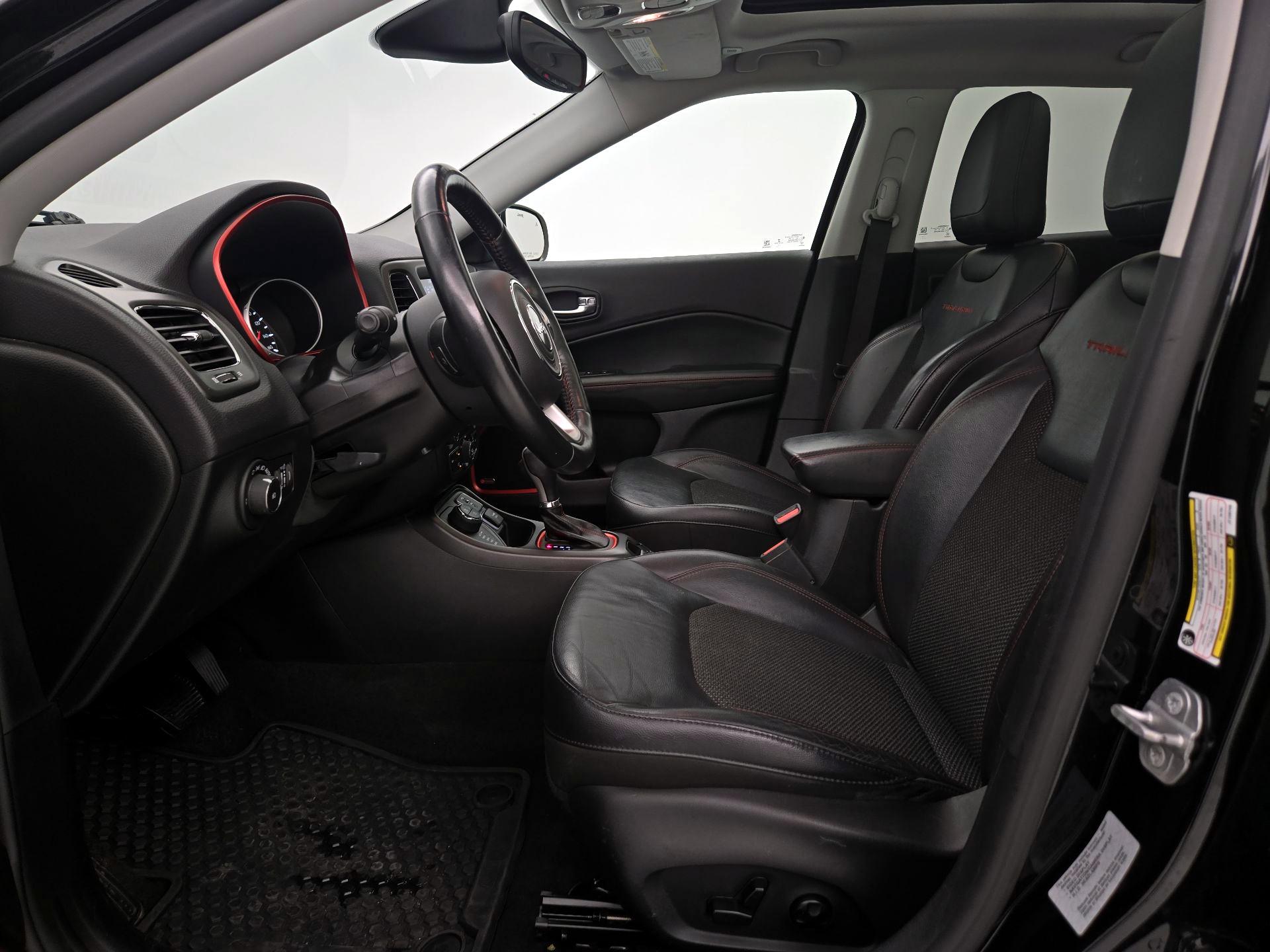 Thumbnail: 2018 Jeep Compass - 11