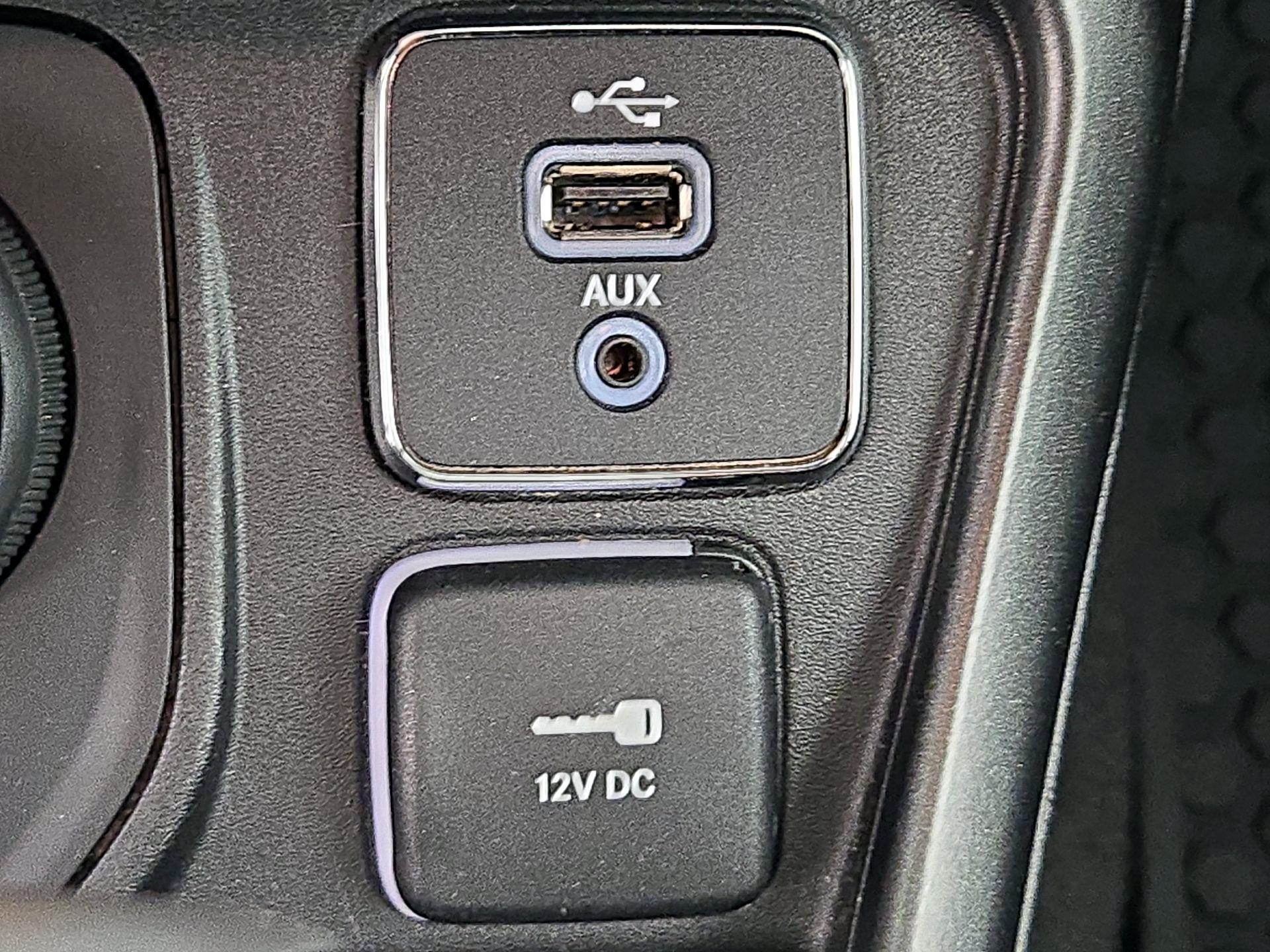 Thumbnail: 2018 Jeep Compass - 19
