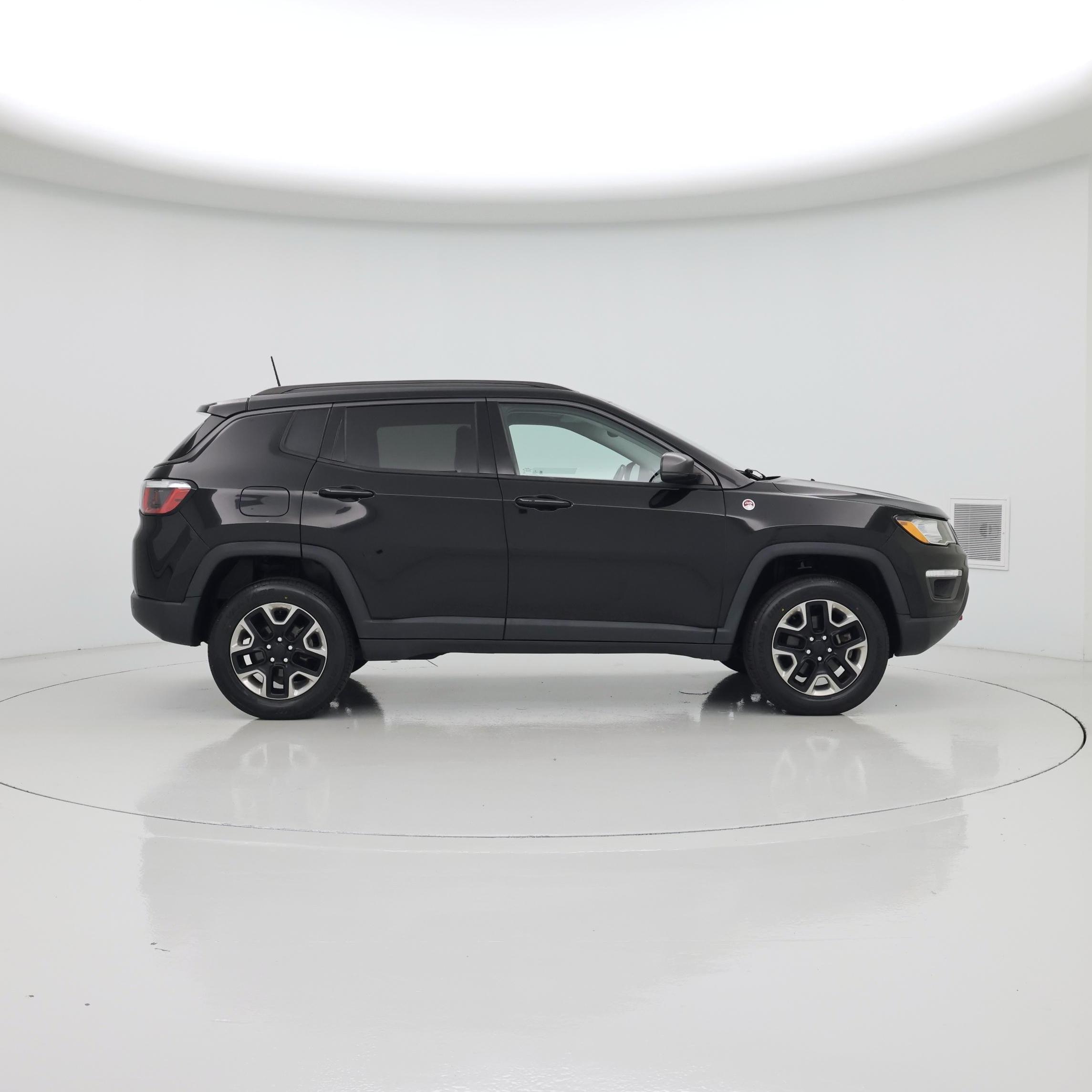 Thumbnail: 2018 Jeep Compass - 7
