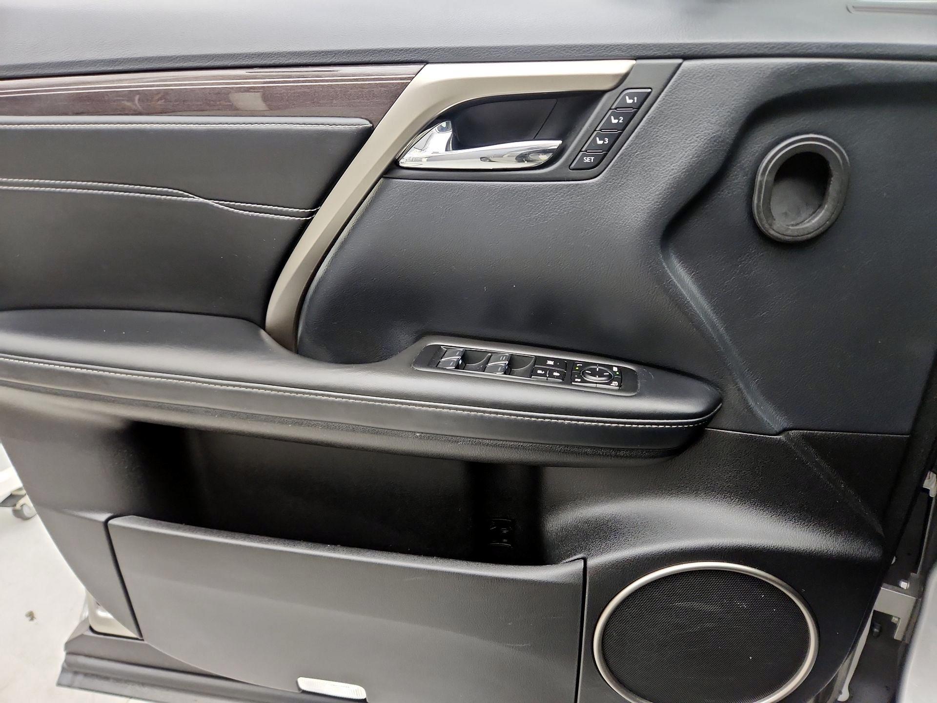 Thumbnail: 2019 Lexus RX - 12