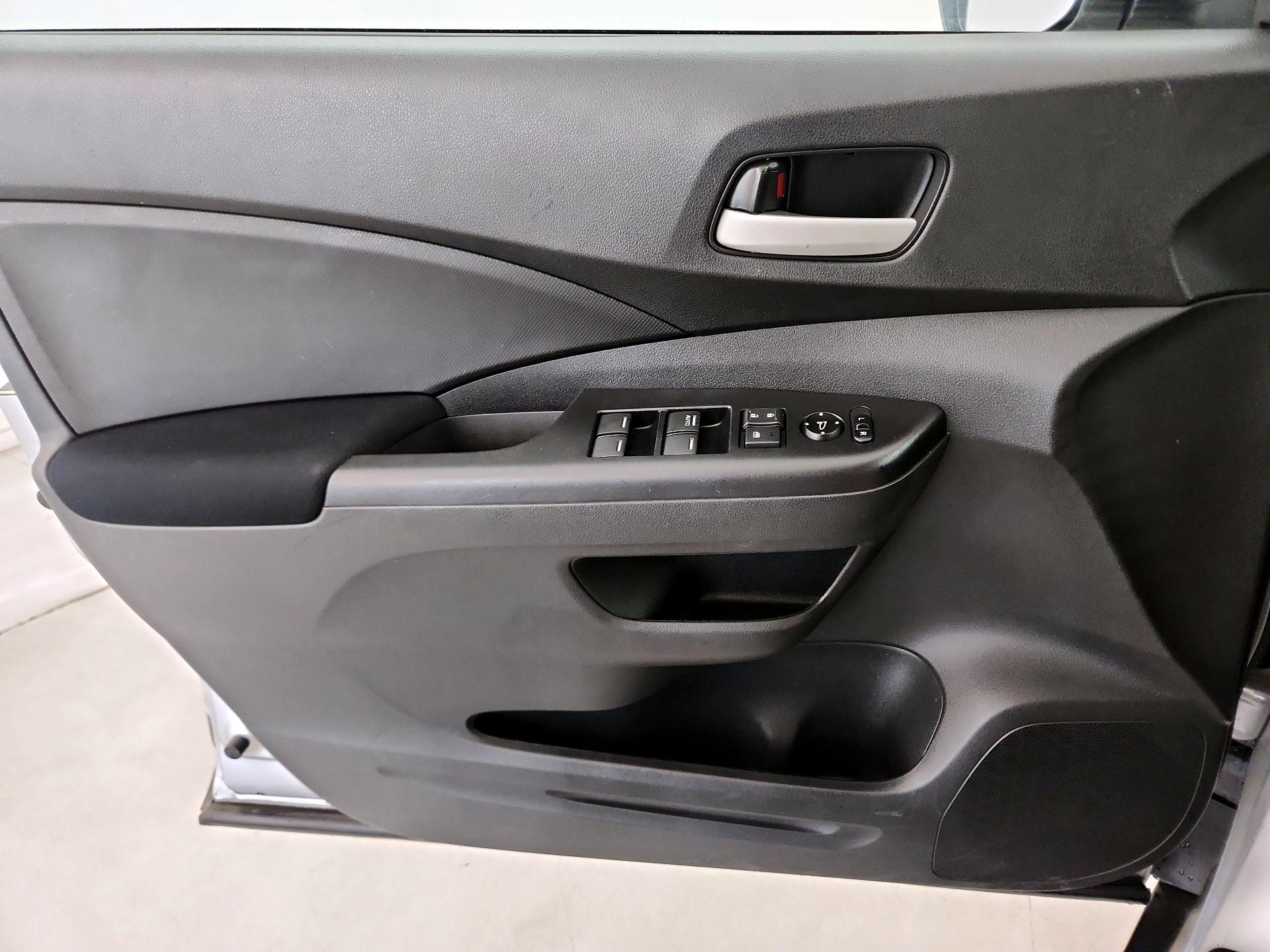 Thumbnail: 2016 Honda CR-V - 12