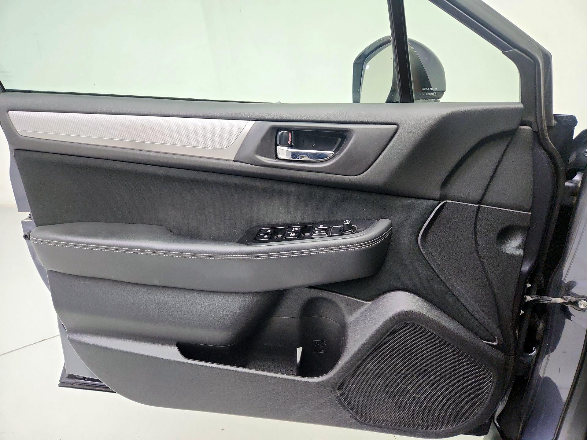 Thumbnail: 2017 Subaru Outback - 12
